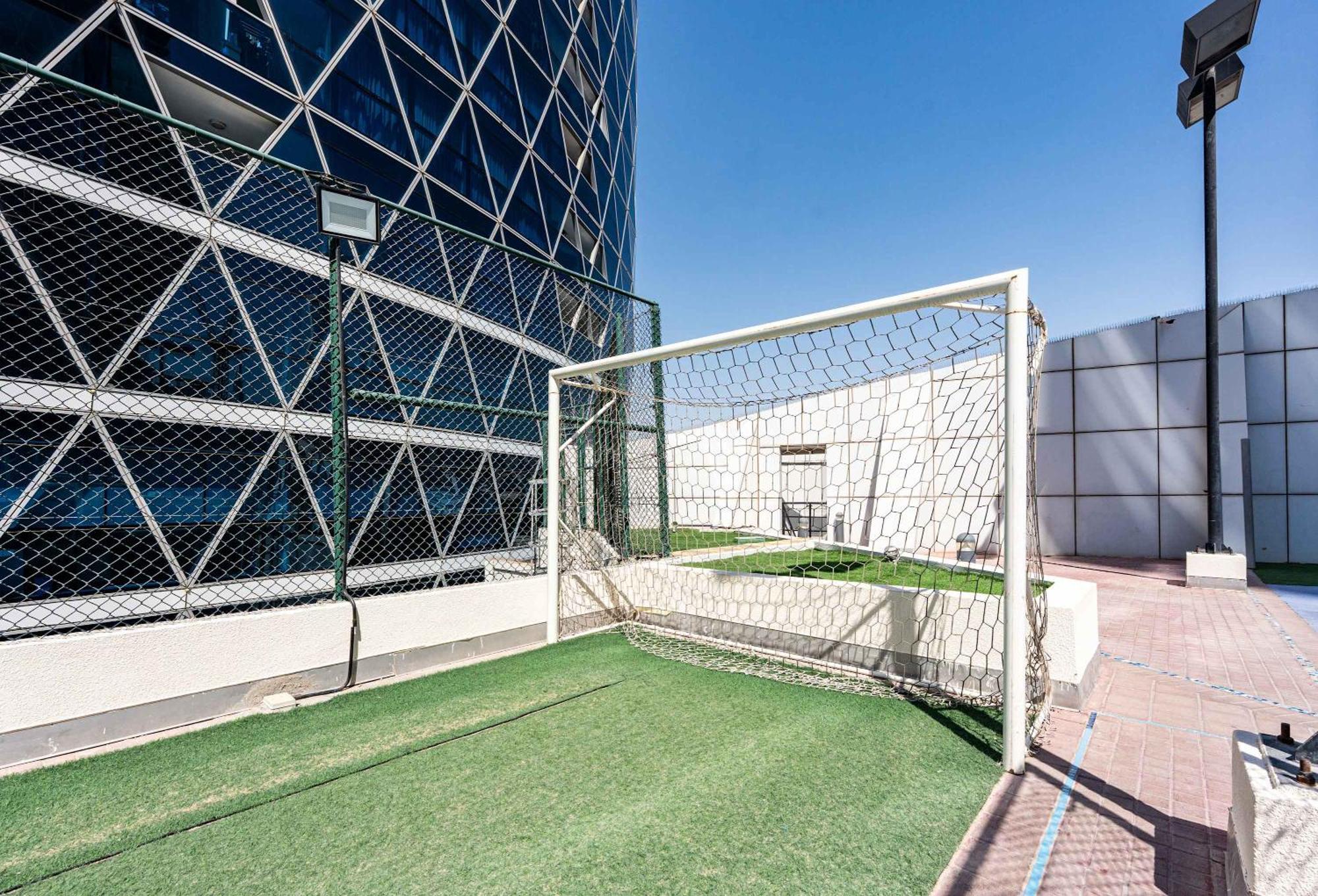 Well-furnished 3 Bedroom In Park Towers Difc