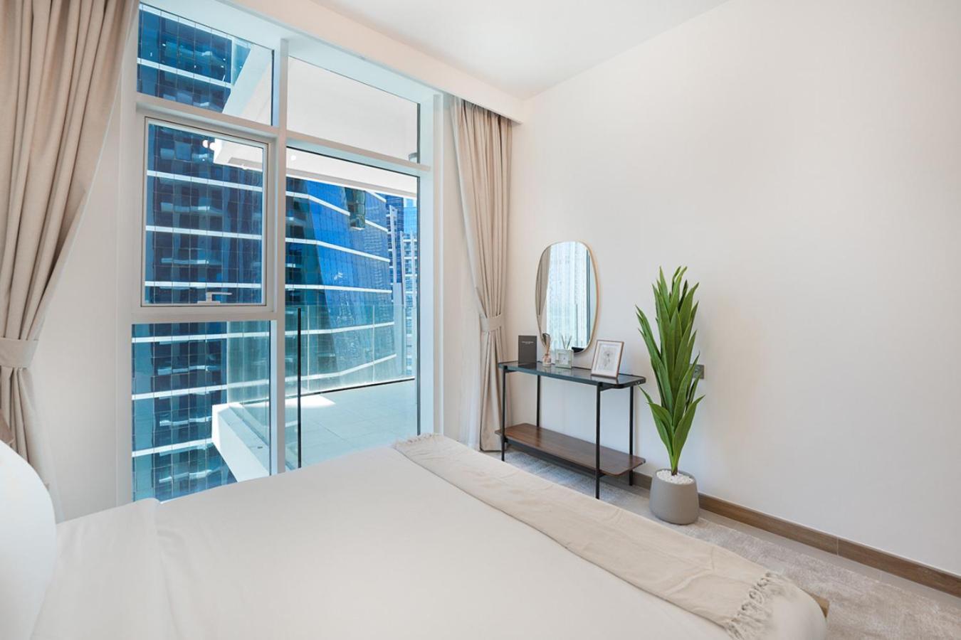 Apartment Easygo- Lavish 2br-terrace-view-infinity Pool Dubai