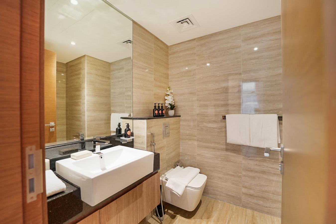 Apartment Easygo- Lavish 2br-terrace-view-infinity Pool