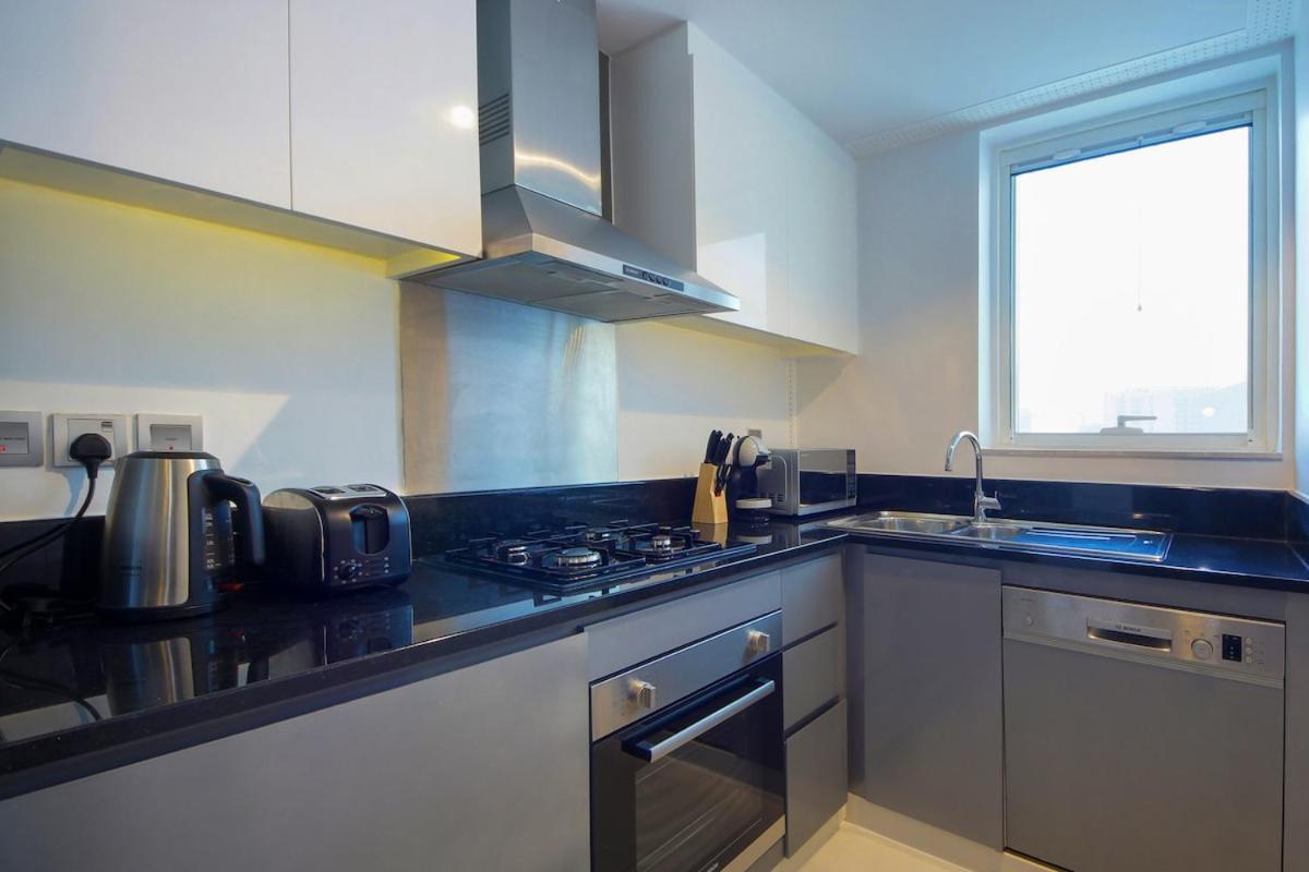 Exclusive 2br Damac Prive With Balcony & Canal View Dubai