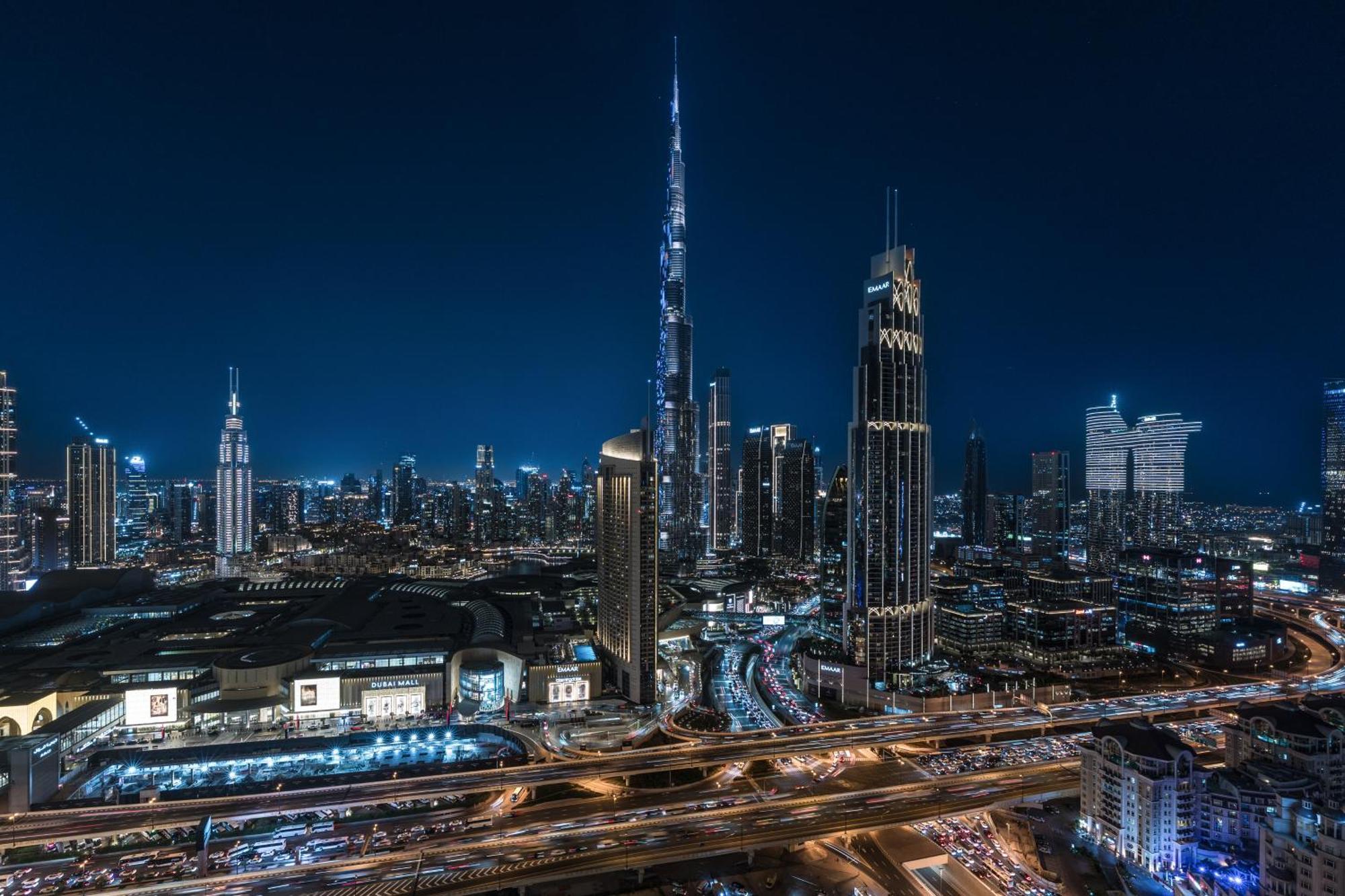 Mall Connection - Burj Views - Turf Balcony *