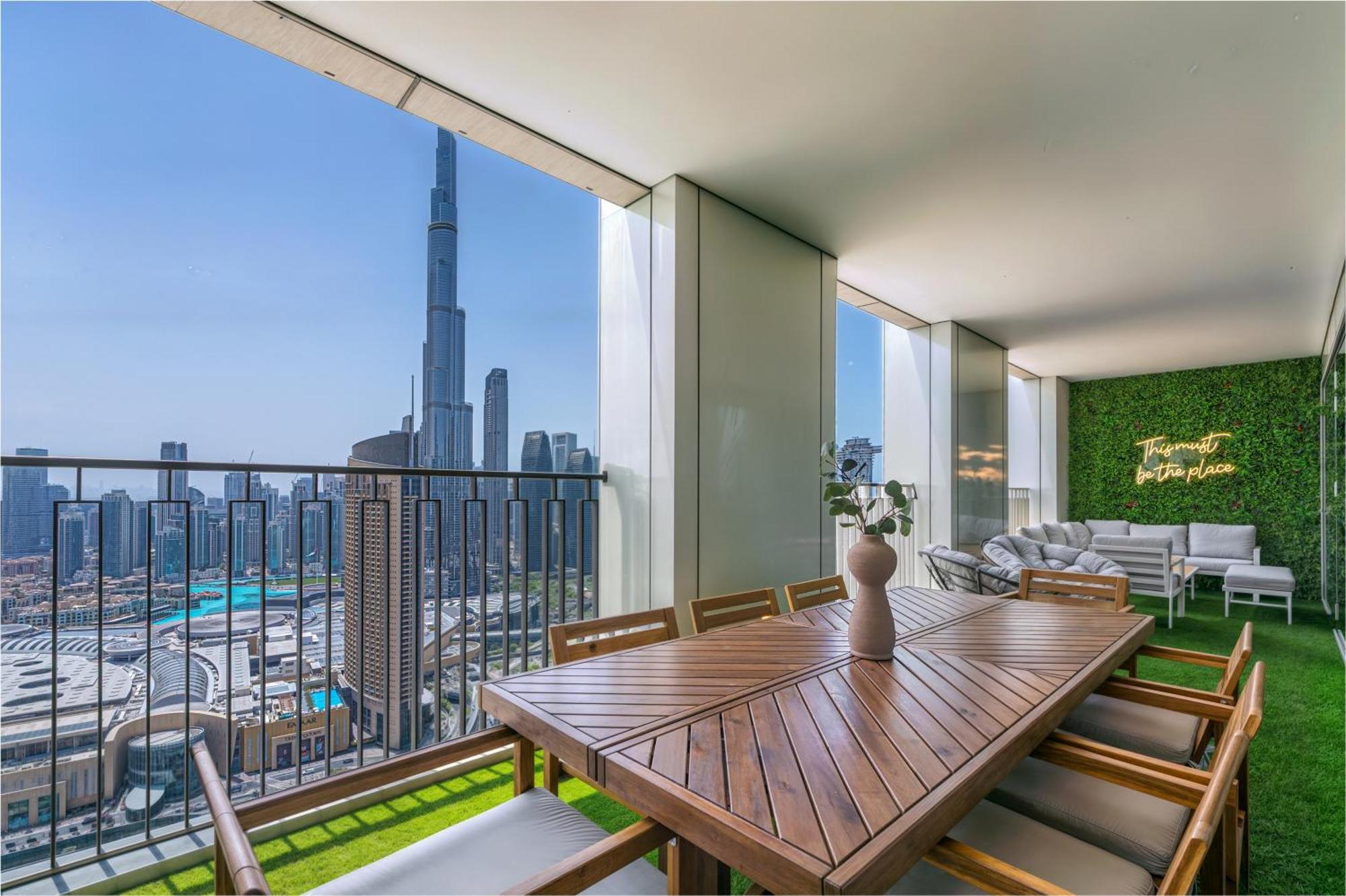 Mall Connection - Burj Views - Turf Balcony Dubai