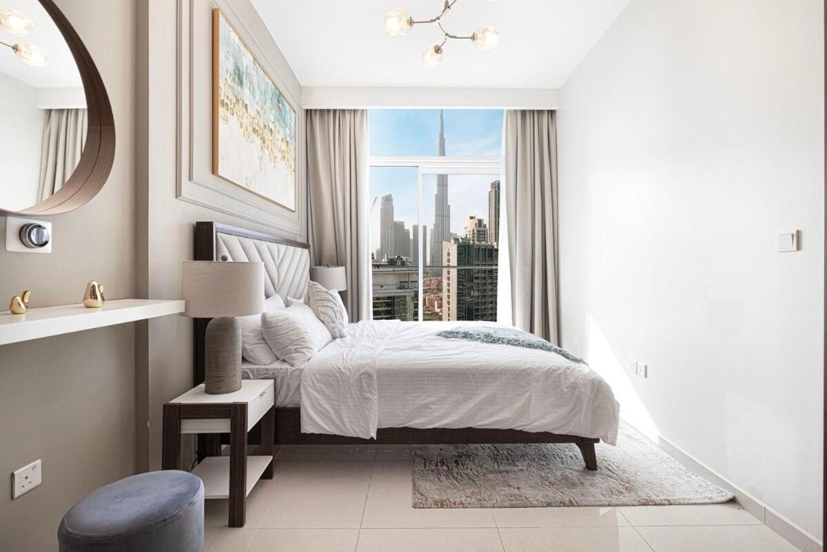 Burj Khalifa View - 4 Min Mall - Swimingpool - Business Bay Apartment Dubai