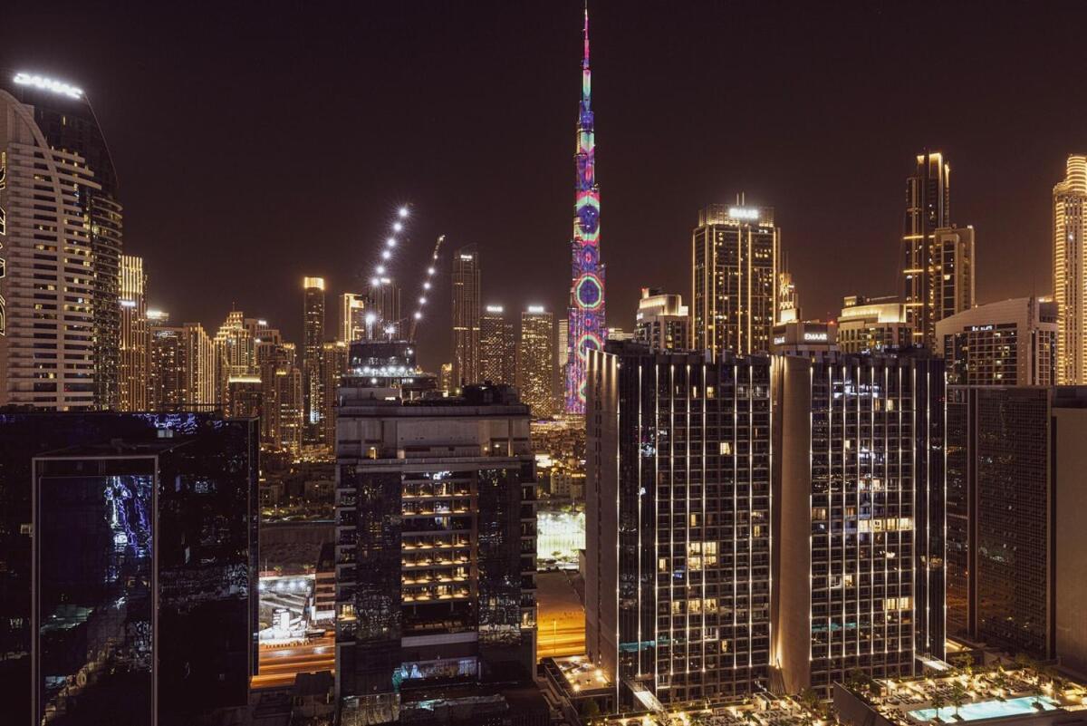 Burj Khalifa View - 4 Min Mall - Swimingpool - Business Bay Apartment *