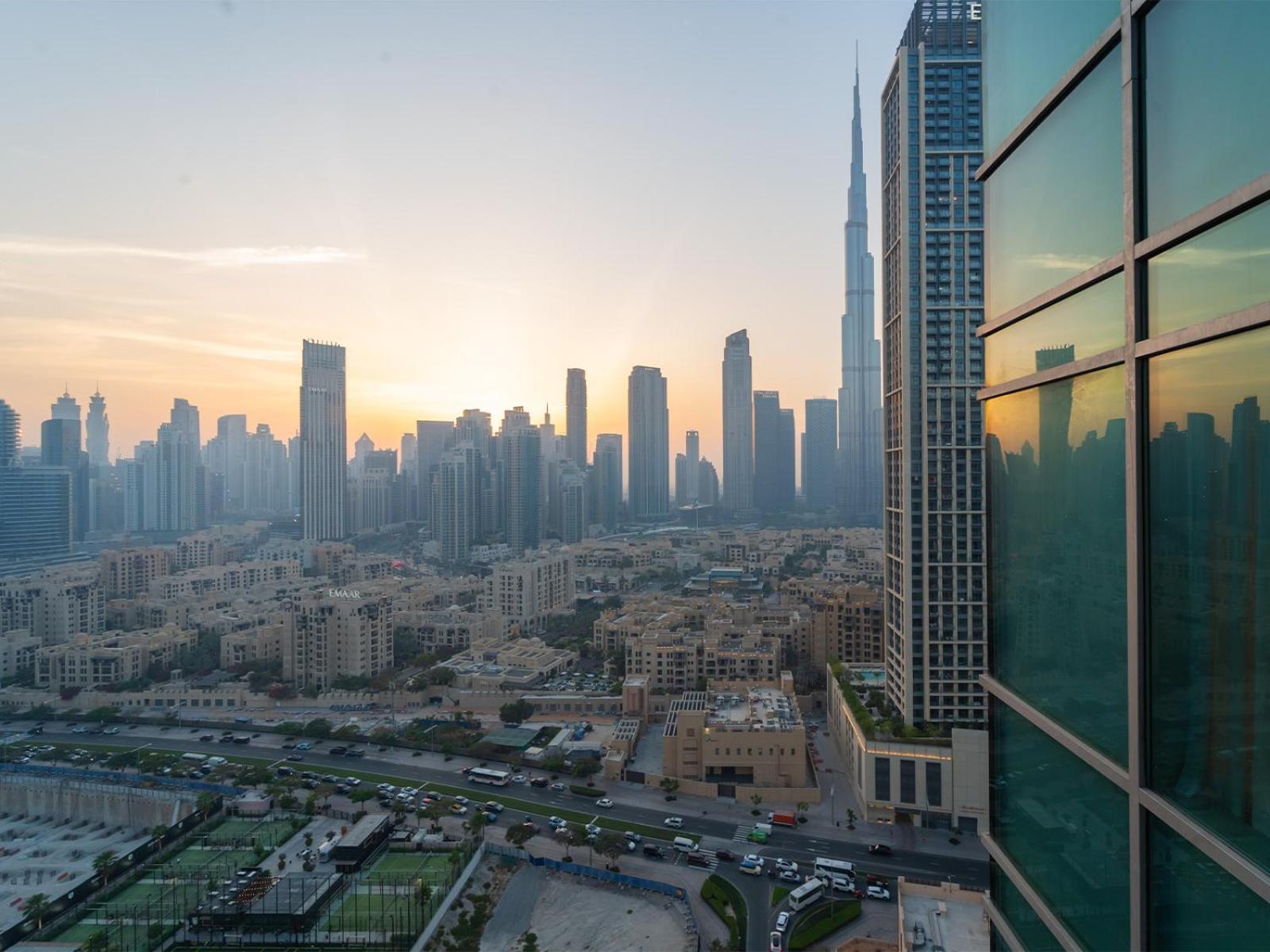Apartment Burj Views 3 Min From Mall Luxury Downtown