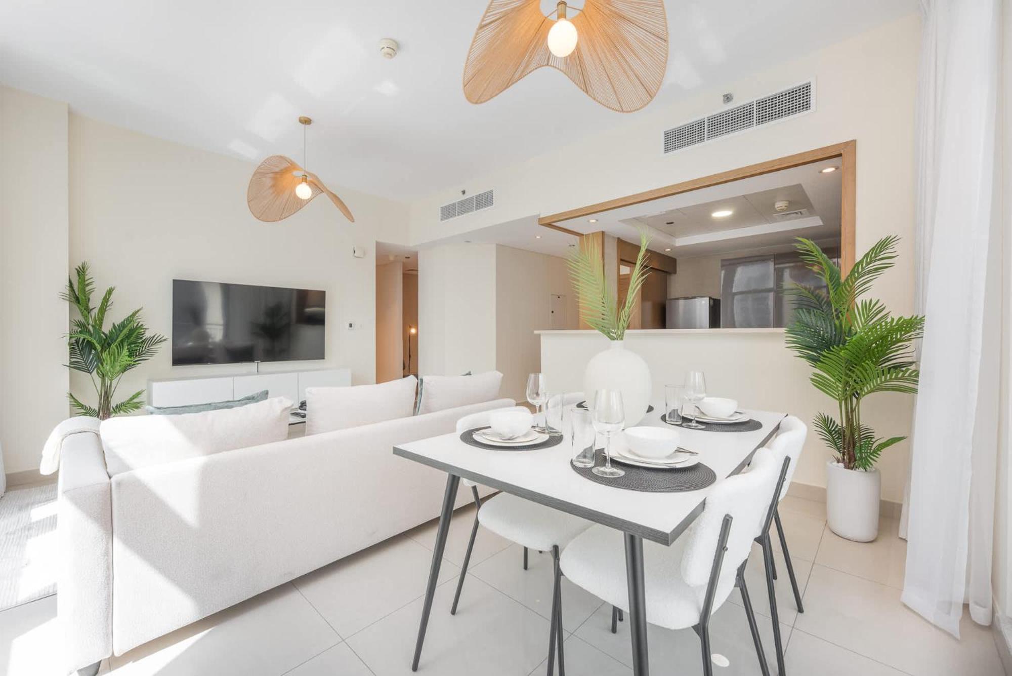 1 Bedroom Situated Near Burj Khalifa And Mall Apartment Dubai