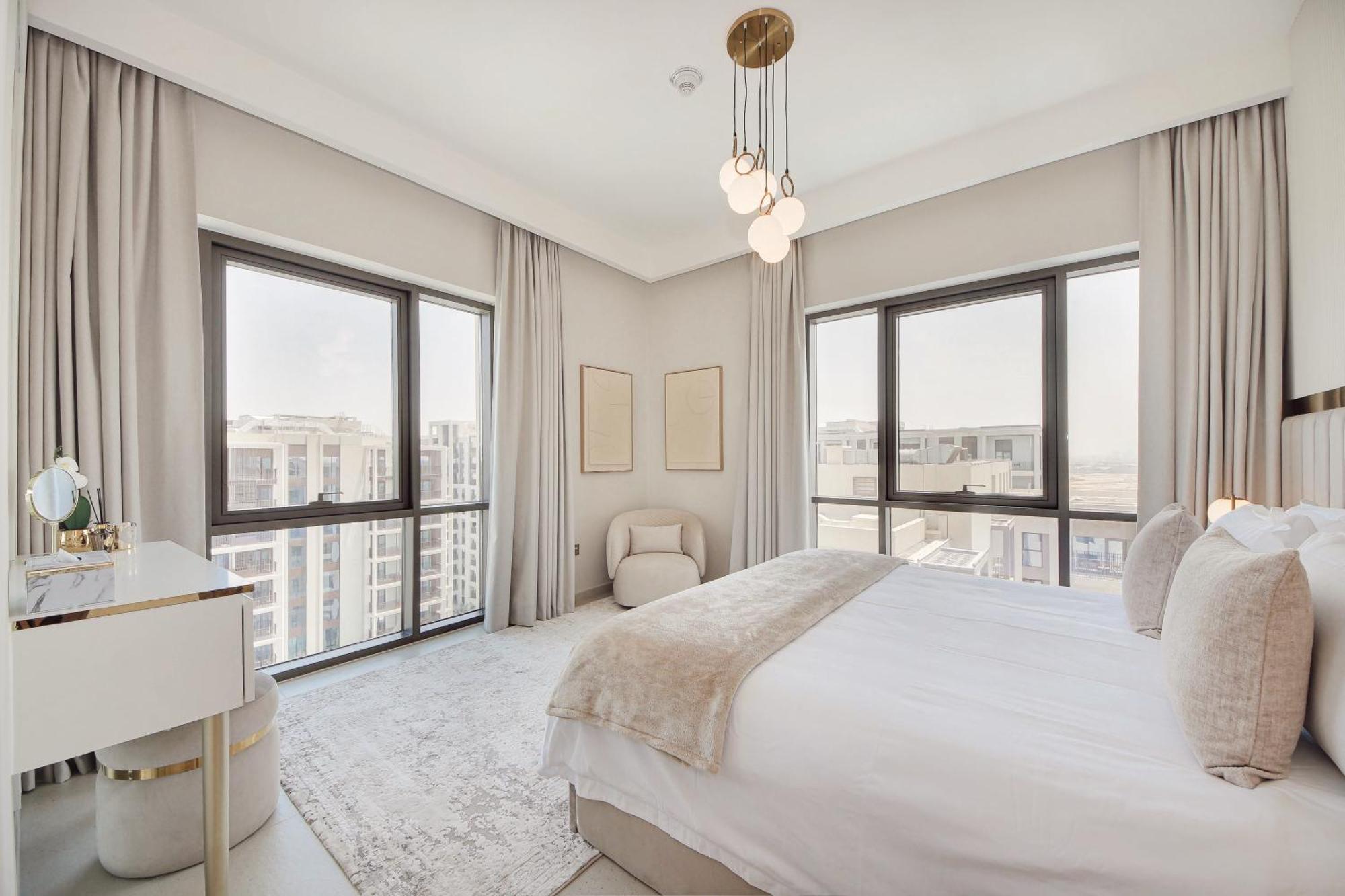 Modern 2br - Vida Residences Creek - Creek Access Apartment *