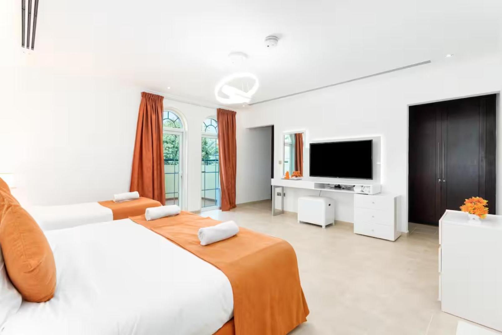 Elite In Villa *