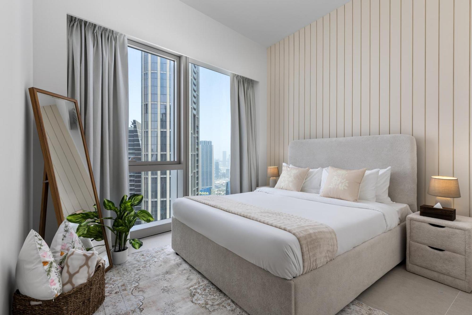 Maison Privee - Sky-high Elegance With Unrivaled Burj Khalifa Views Apartment