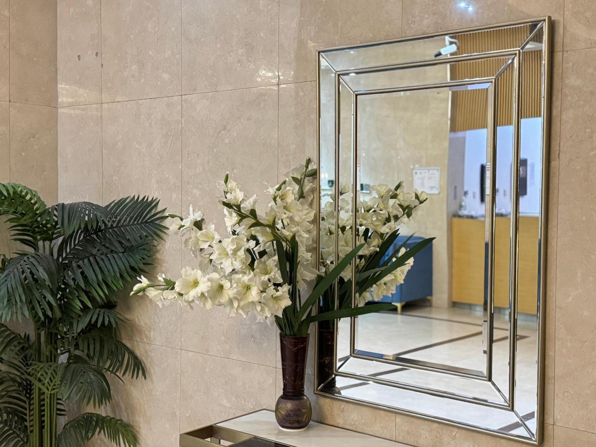 Marina Luxury - Tie * Dubai