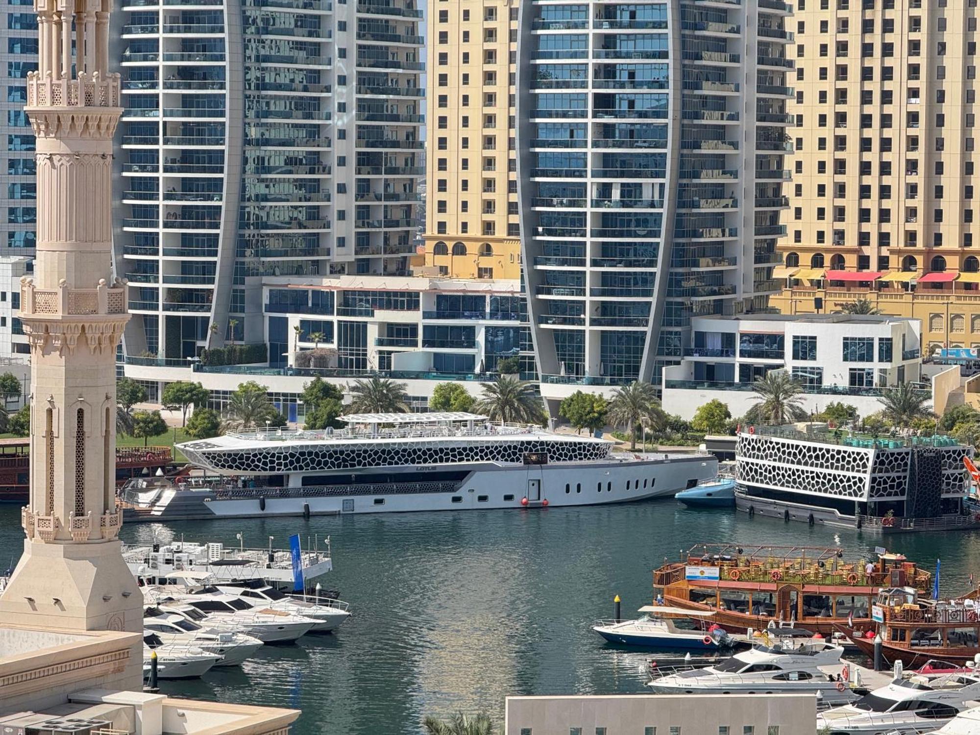 Apartment Marina Luxury - Tie