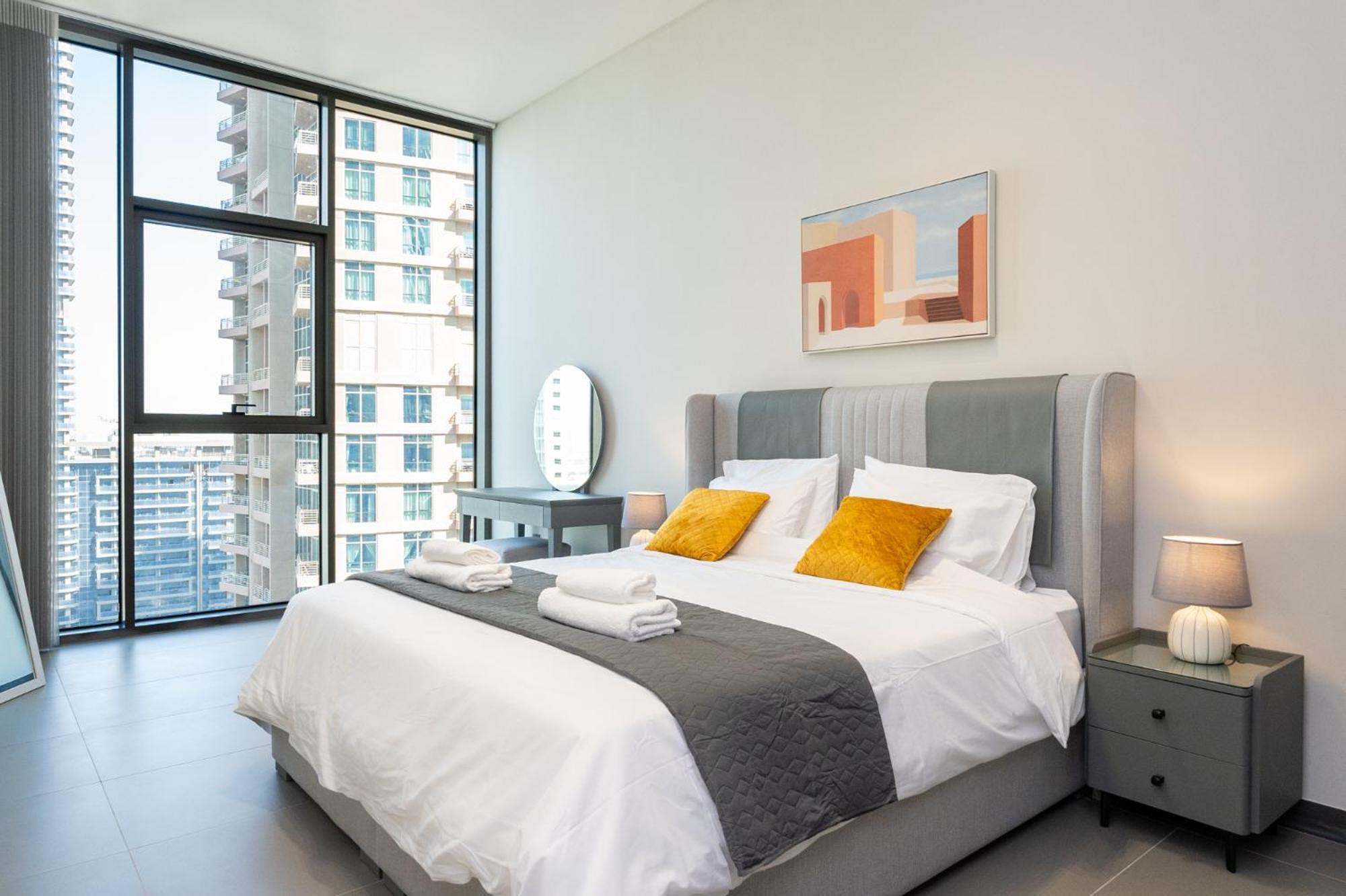 Brand New Luxury One Bedroom Apartment Dubai