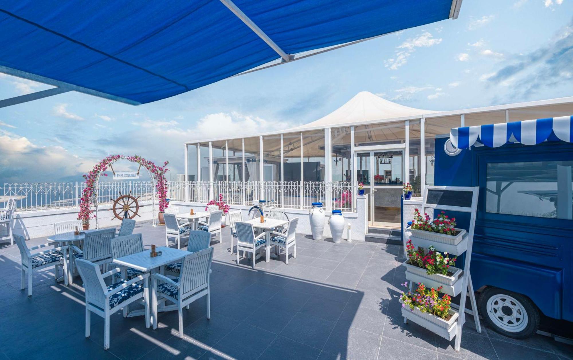 Hyatt Regency - Corniche Hotel