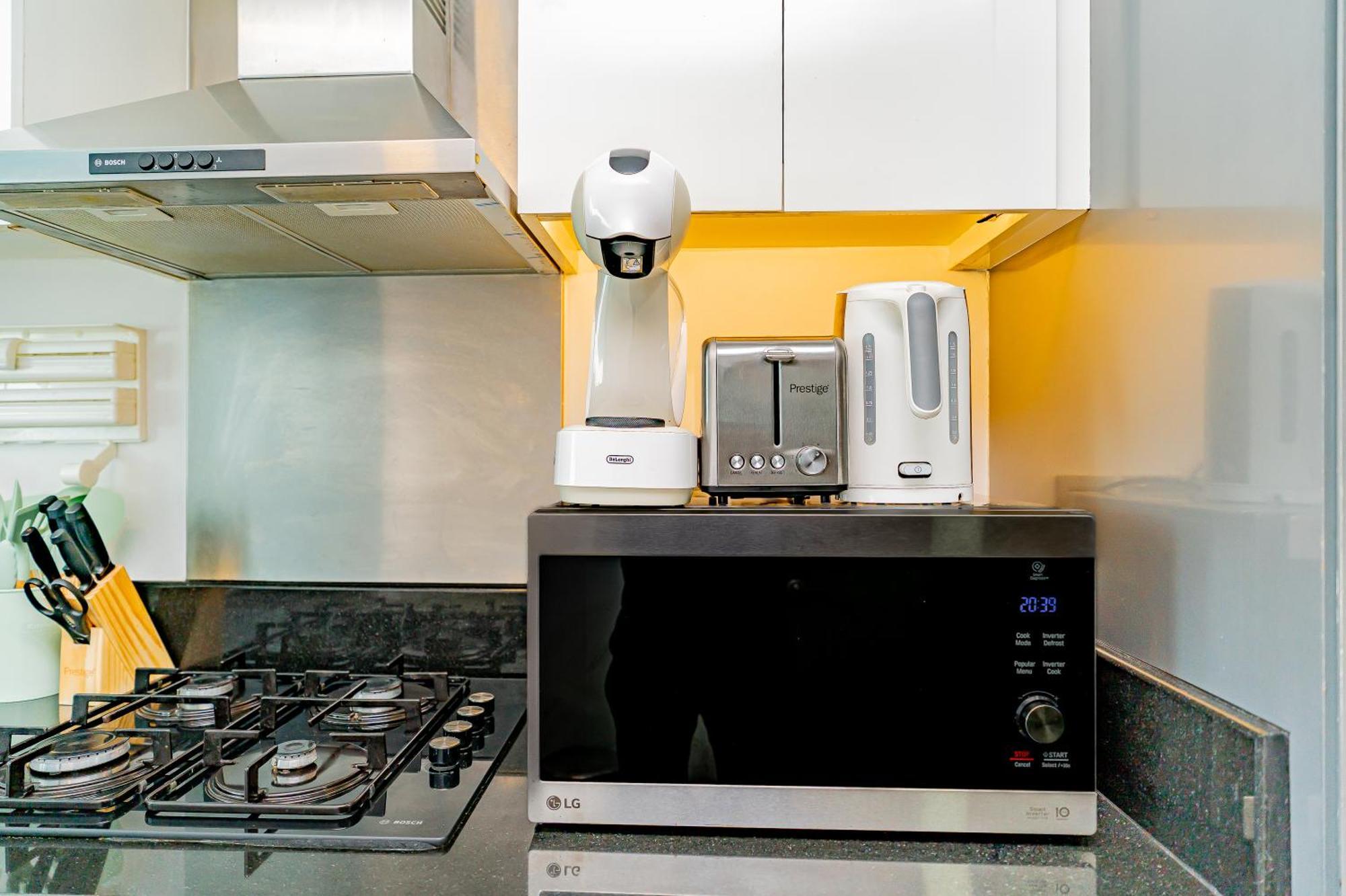 Escape 24 - Luxury In Damac Maison Prive Business Bay Apartment Dubai