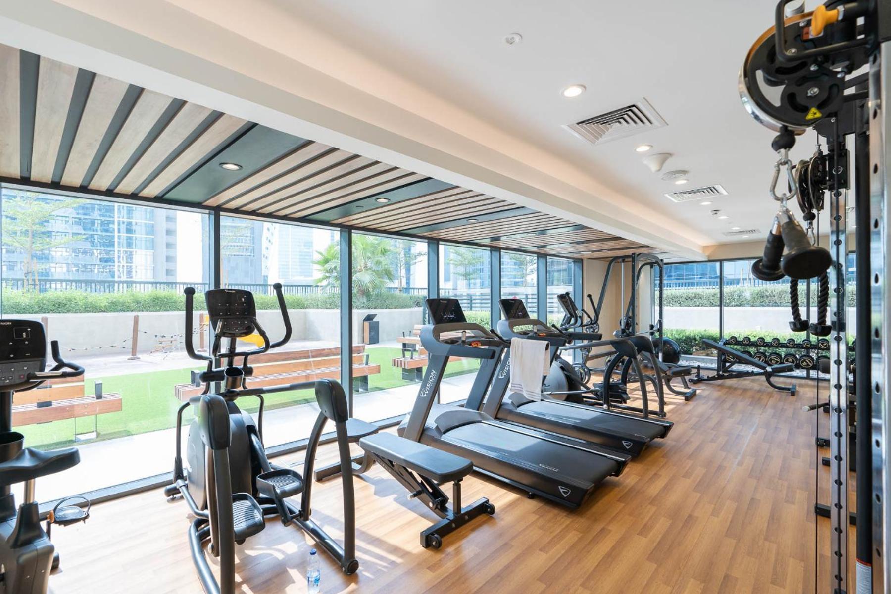 Perfect Location-for Work Or Leisure *