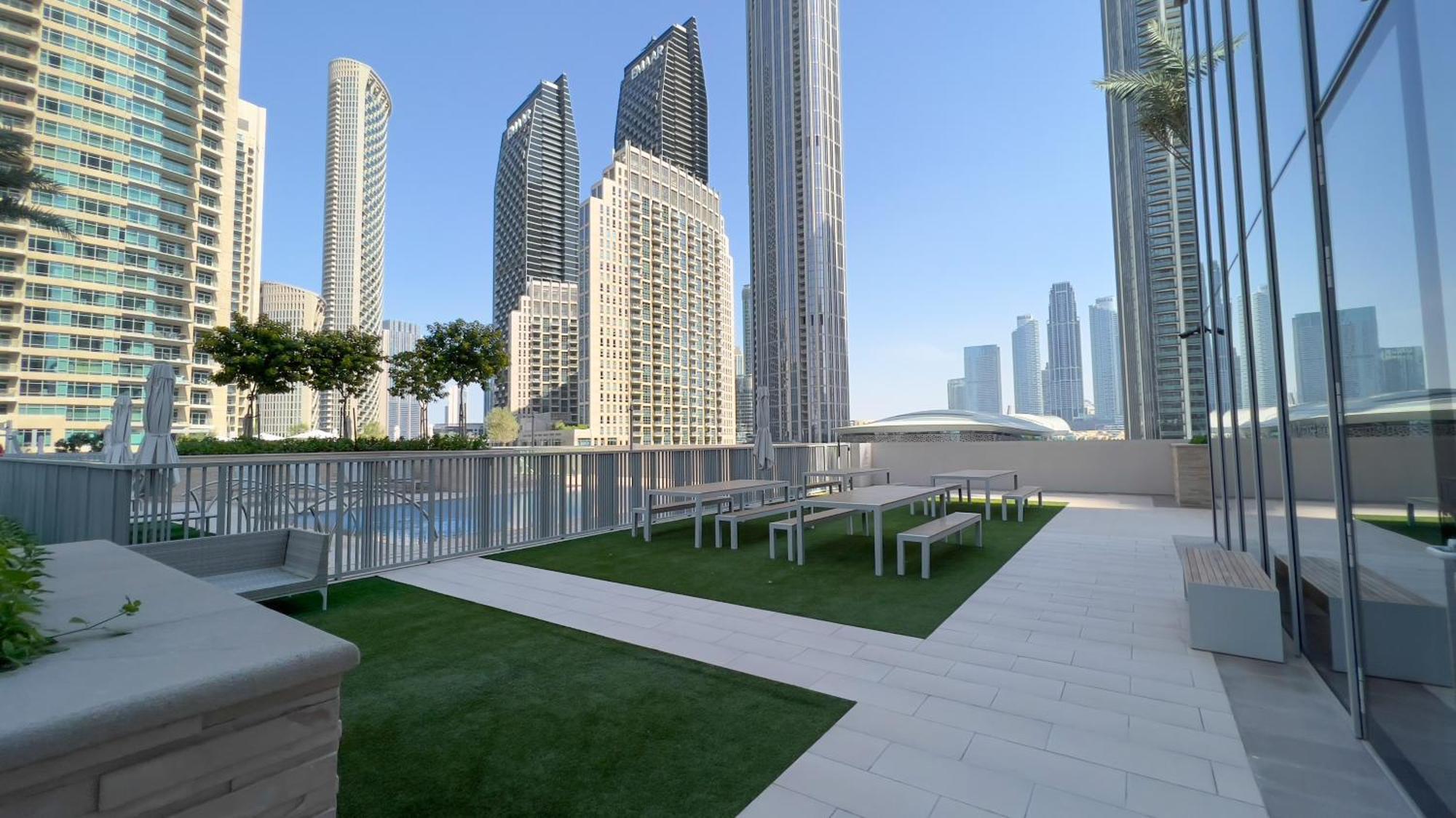 Luxury 3br Storage In Downtown Apartment *
