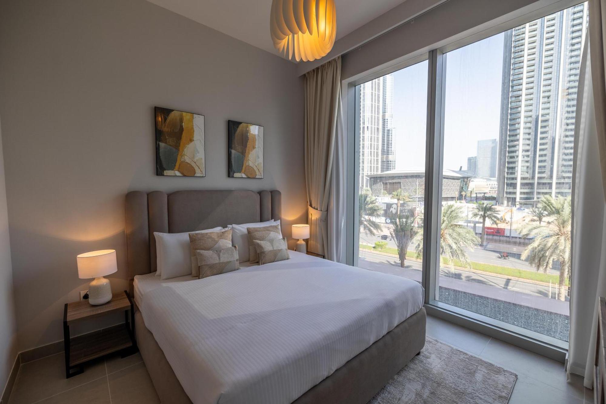 Apartment Luxury 3br Storage In Downtown *