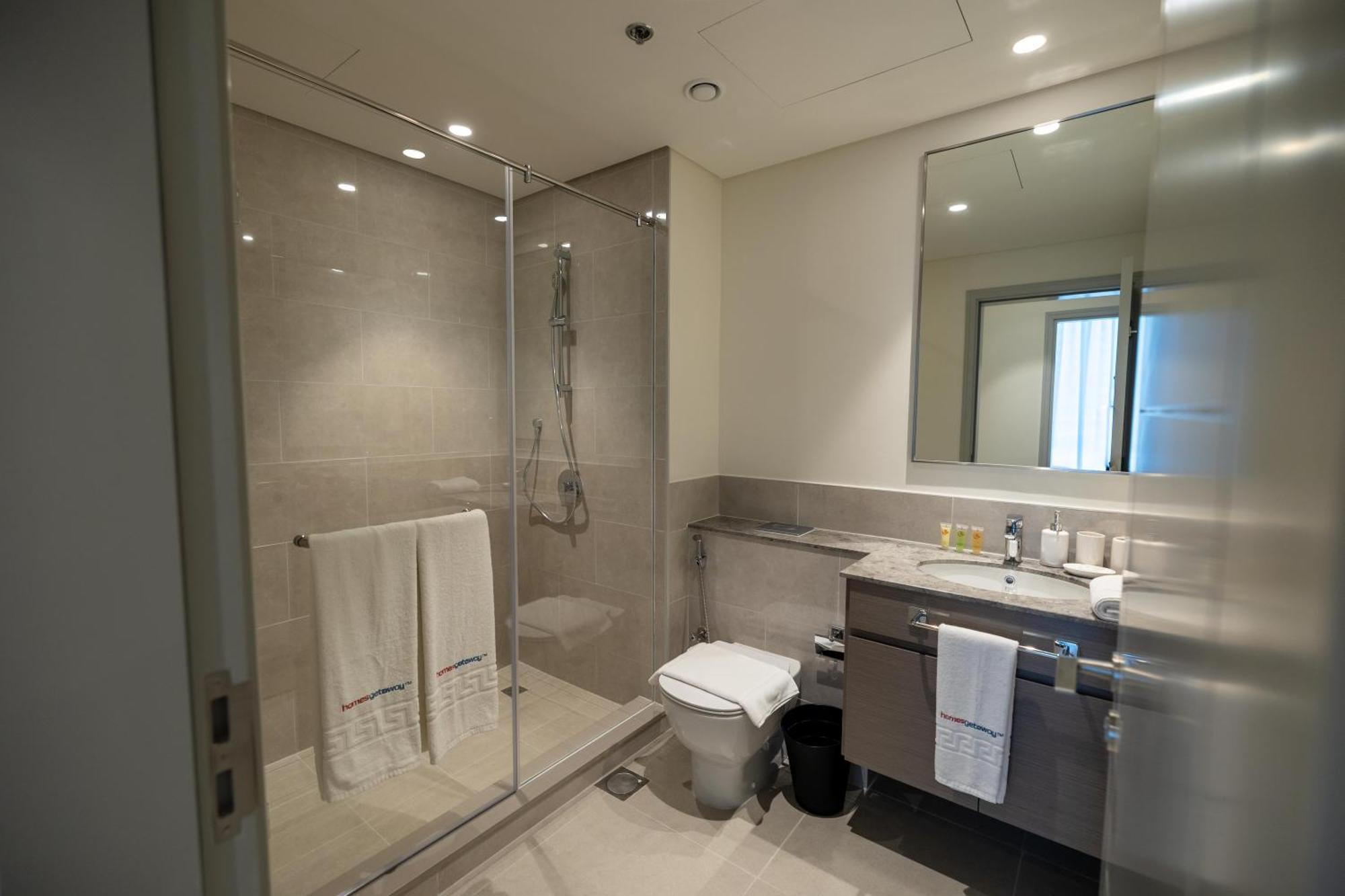 Luxury 3br Storage In Downtown Apartment *