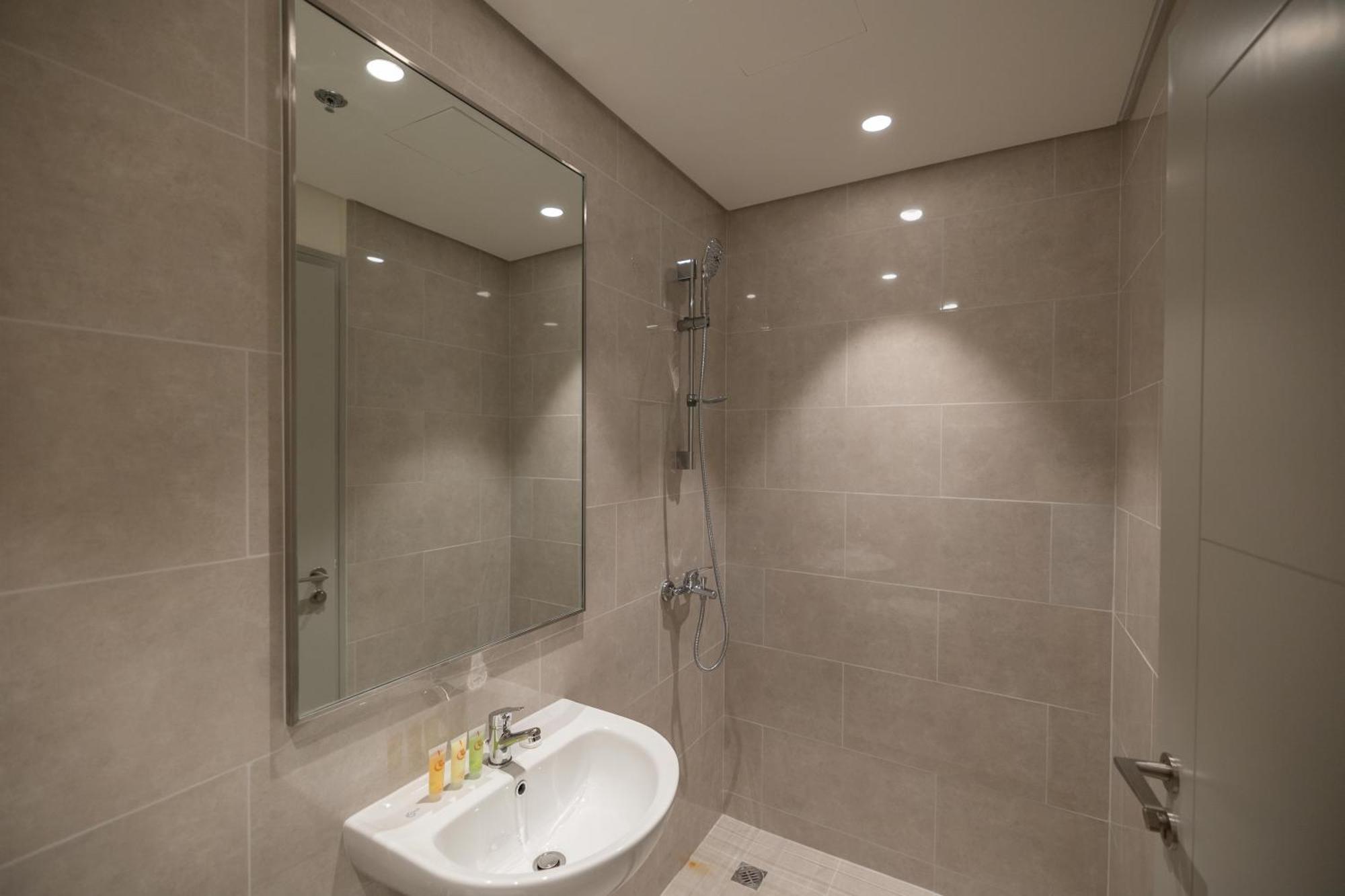 Luxury 3br Storage In Downtown