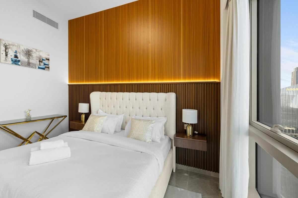 Luxury Just Steps From Mall 2br Grande *