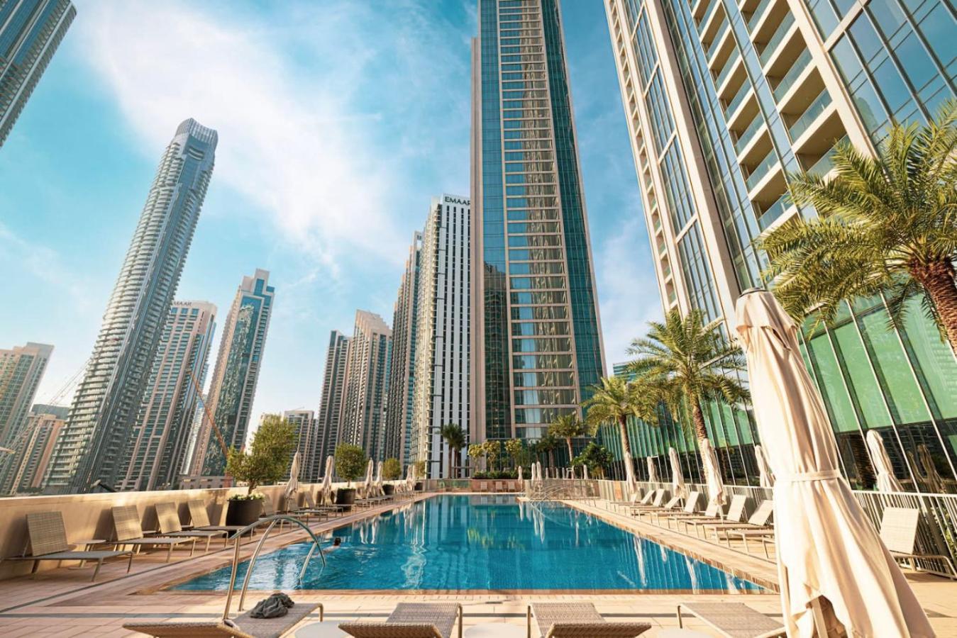 Apartment Burj Khalifa View And Mall Walk - 4br 14 Guests