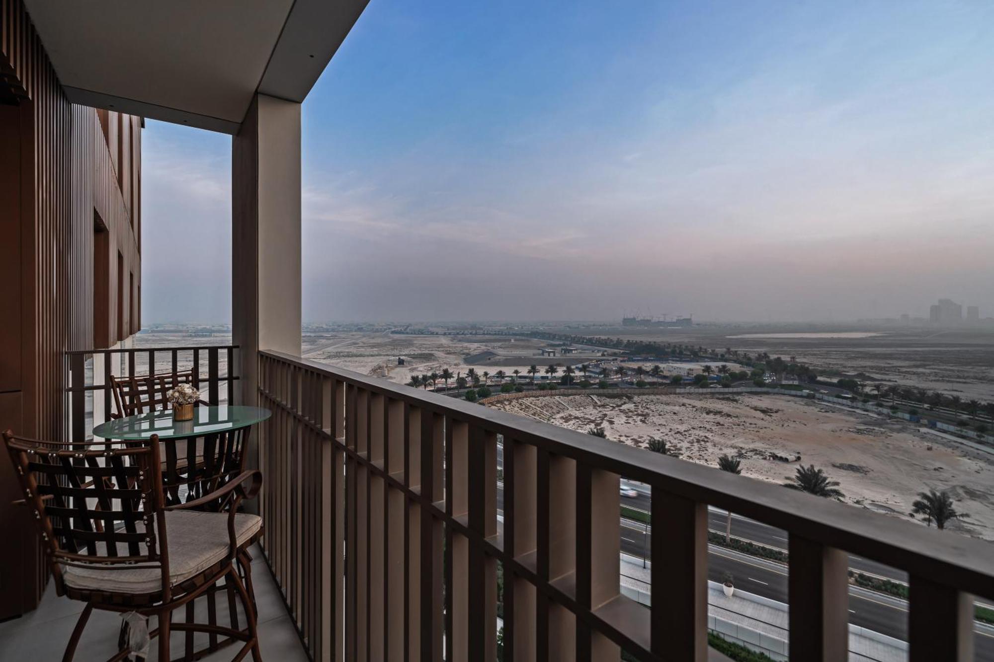 Apartment Harbour Retreat Stunning Community Views Dubai
