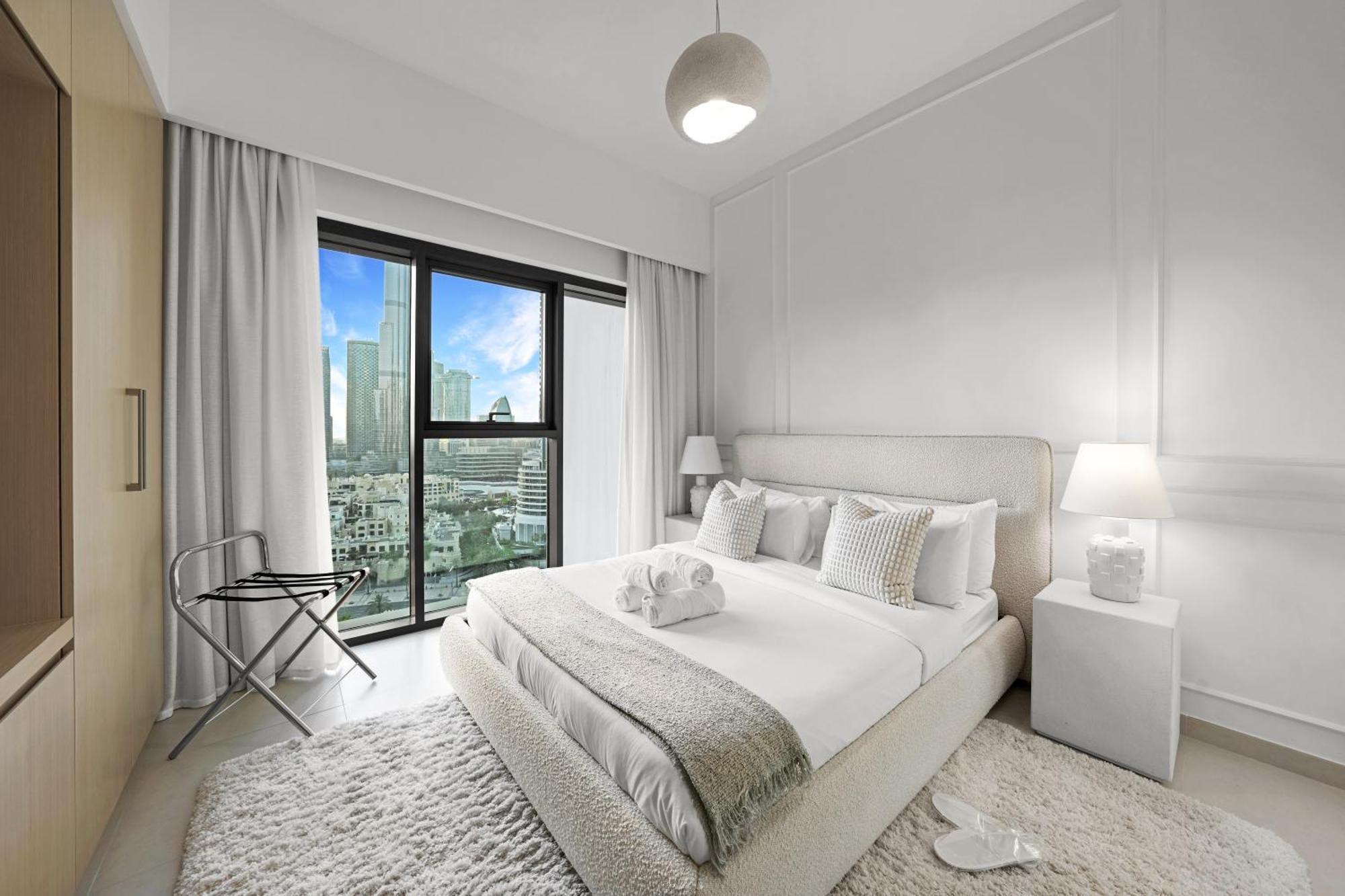 Apartment Burj Royale Lux 2-bedroom With The Burj Khalifa View *
