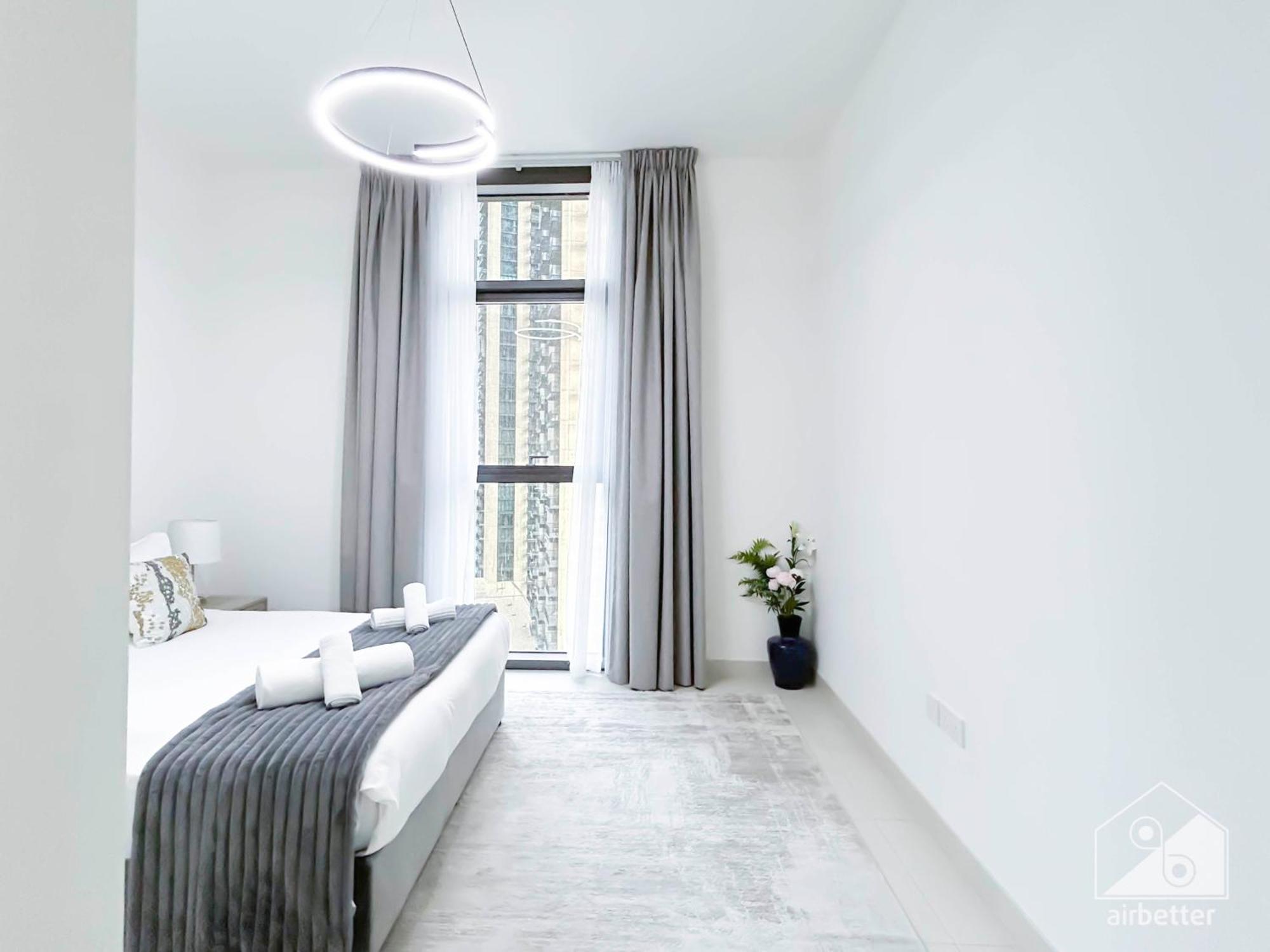 Apartment Luxurious 2br In Burj Crown With Burj Khalifa View