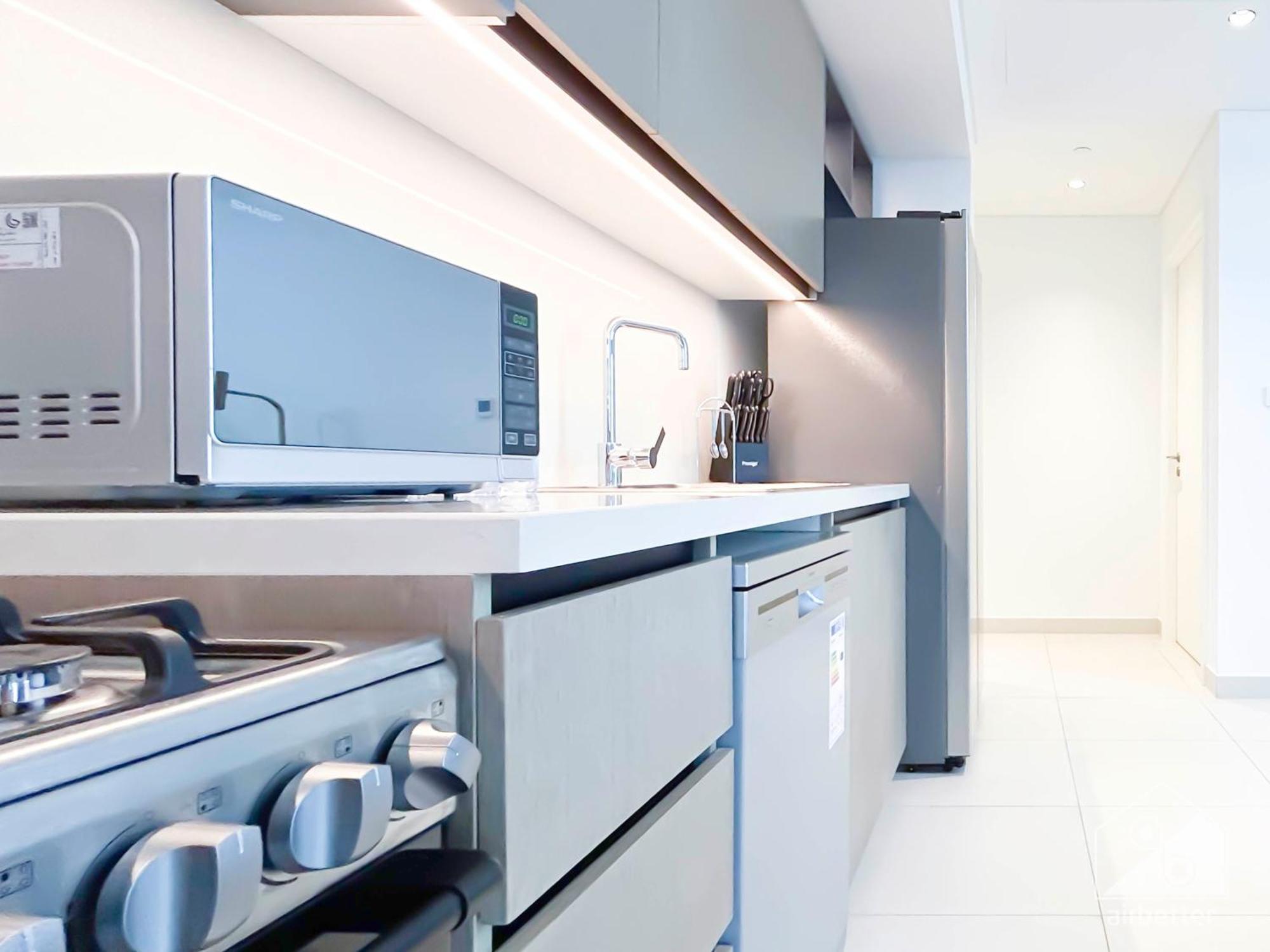 Luxurious 2br In Burj Crown With Burj Khalifa View