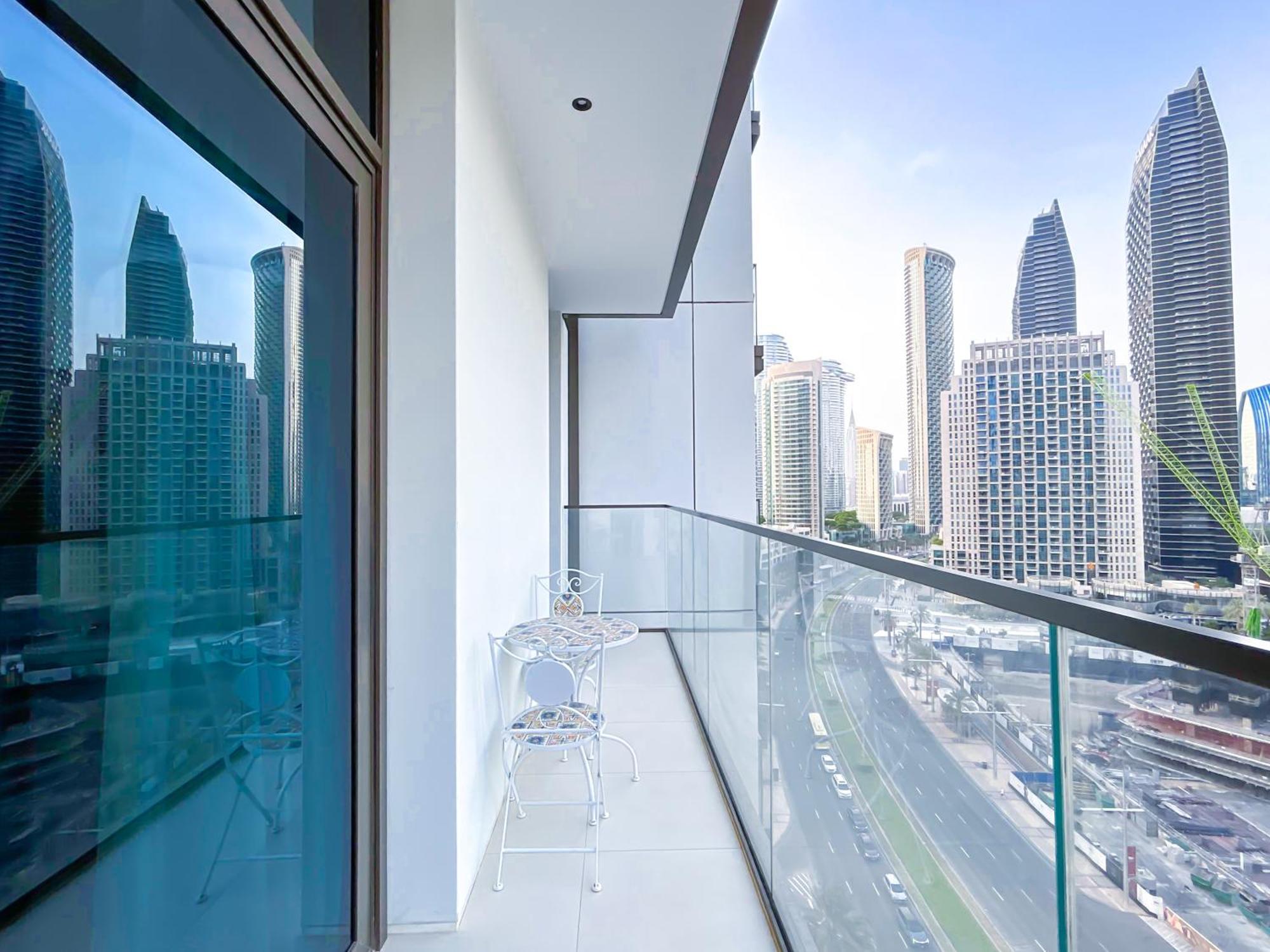 Luxurious 2br In Burj Crown With Burj Khalifa View Apartment