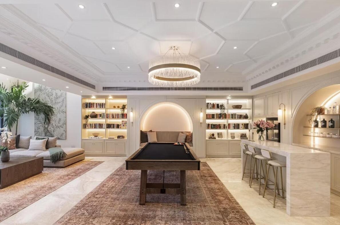 Villa Al Bustan Luxurious Boutique Dubai