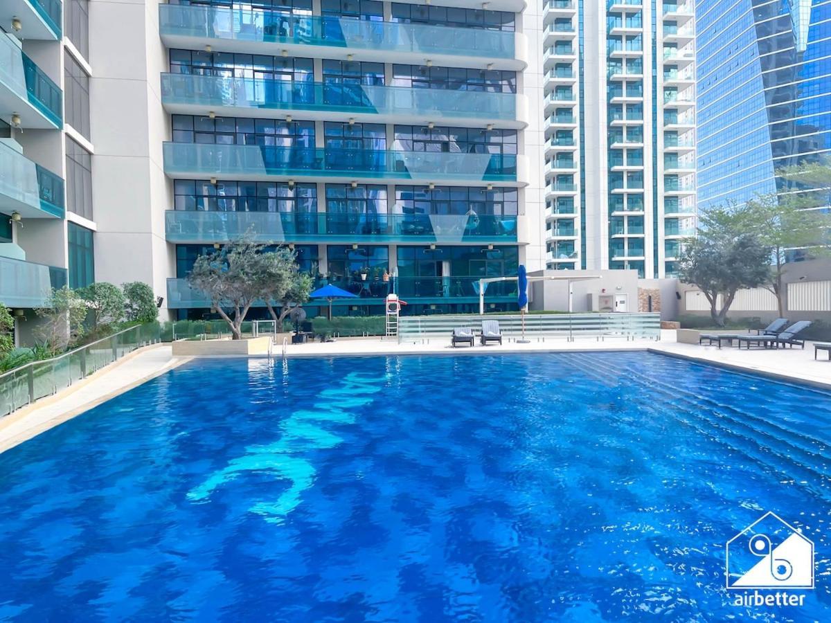 Luxury 2br In Merano Tower & Stunning Canal Views Apartment