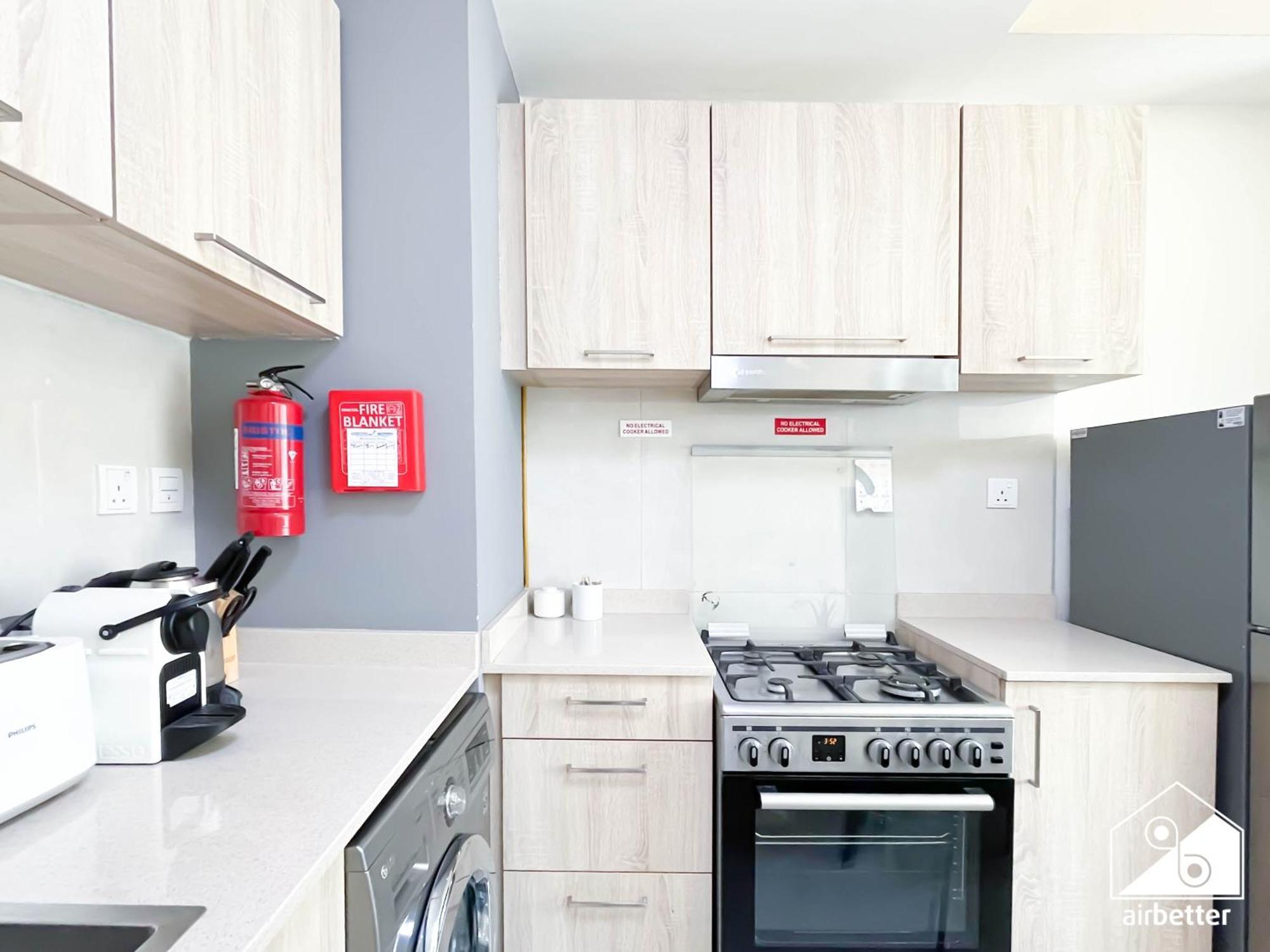 Apartment Luxury At Ag Tower Business Bay & Views