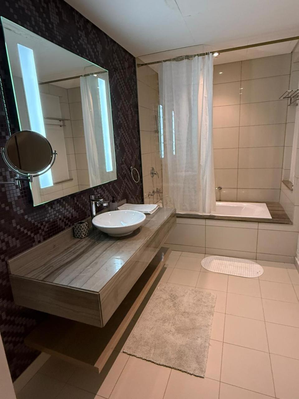 5903 Burj Khalifa View Royal Montania Homes Apartment Dubai