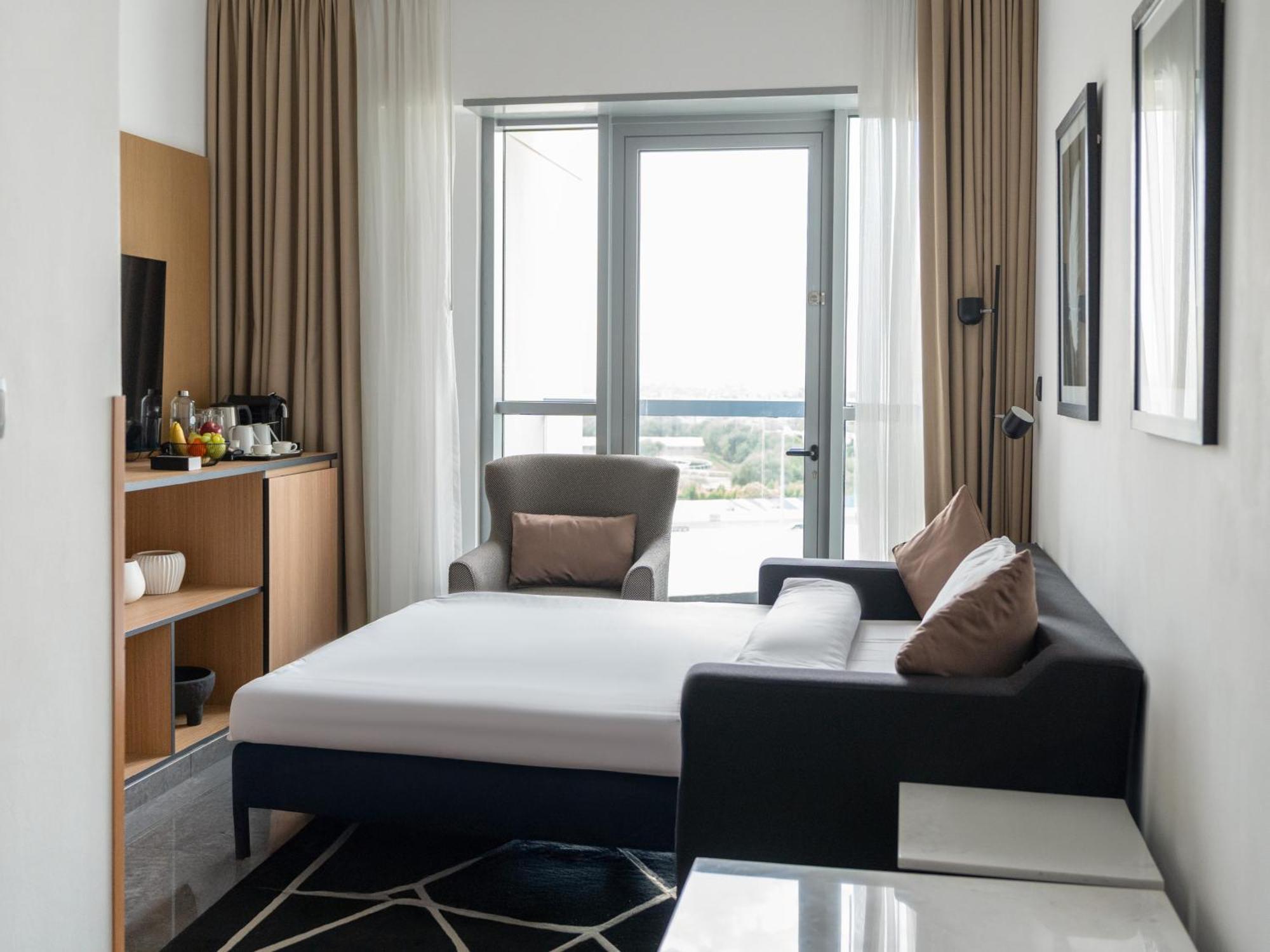 Hotel The First Collection Business Bay 4*