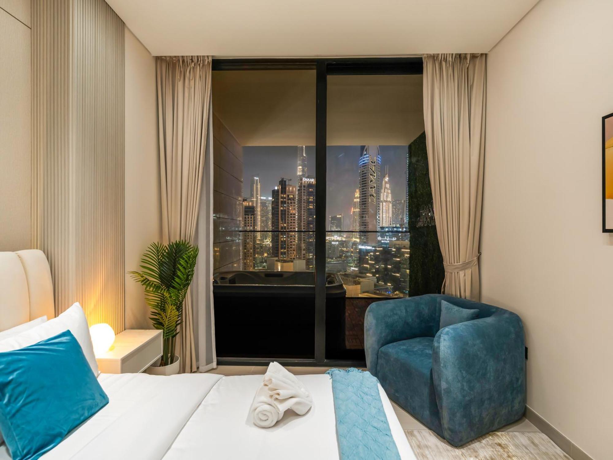 Exclusive 1bd With Burj View & Private Jacuzzi Dubai