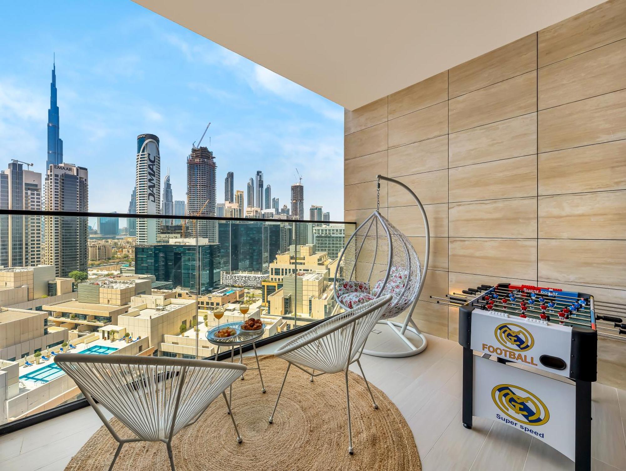 Exclusive 1bd With Burj View & Private Jacuzzi Apartment *