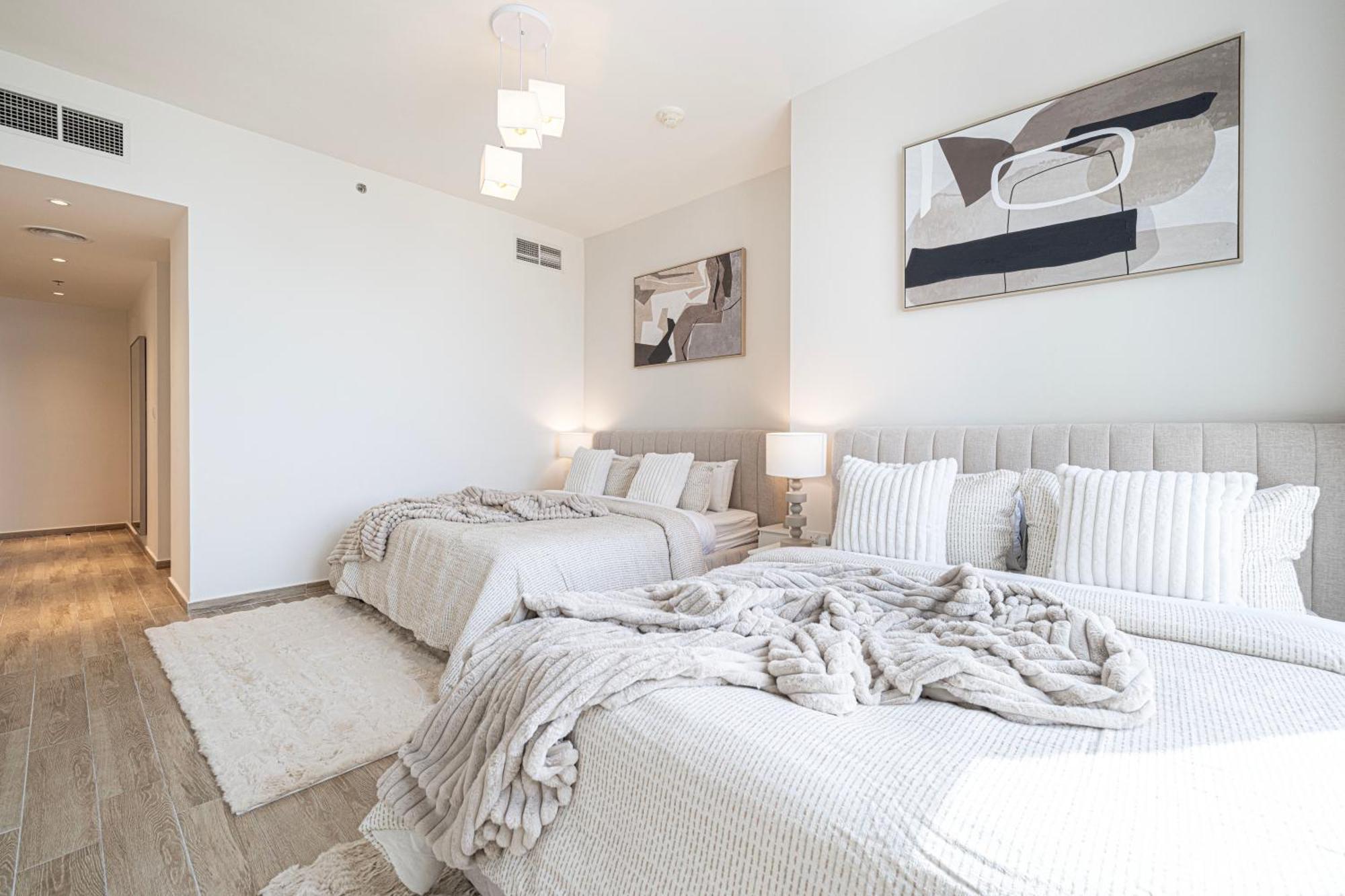 5 Star Amenities 10 Mins Downtown Kite * Dubai