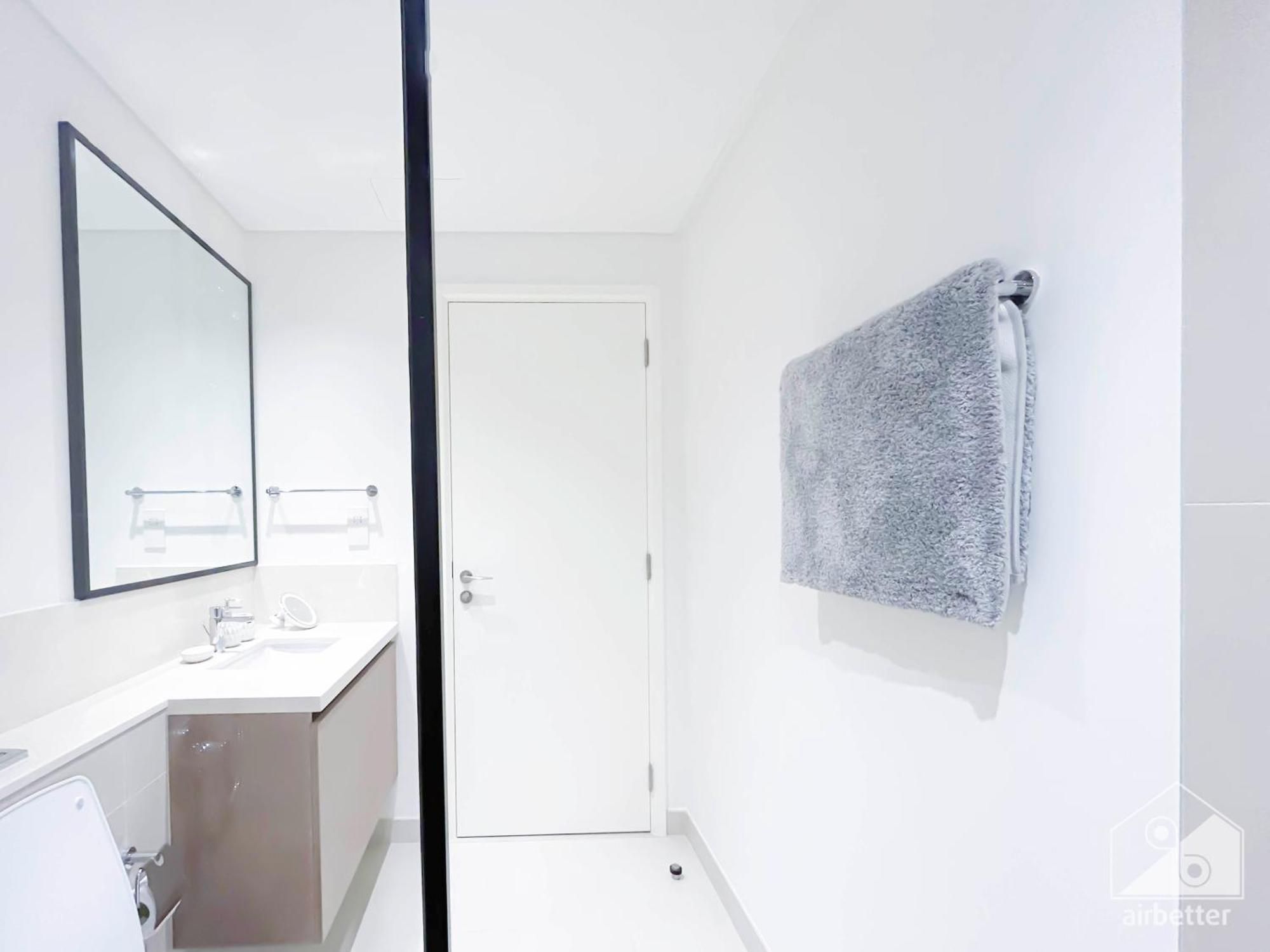 Luxury 4br At Burj Crown I Balcony Views *