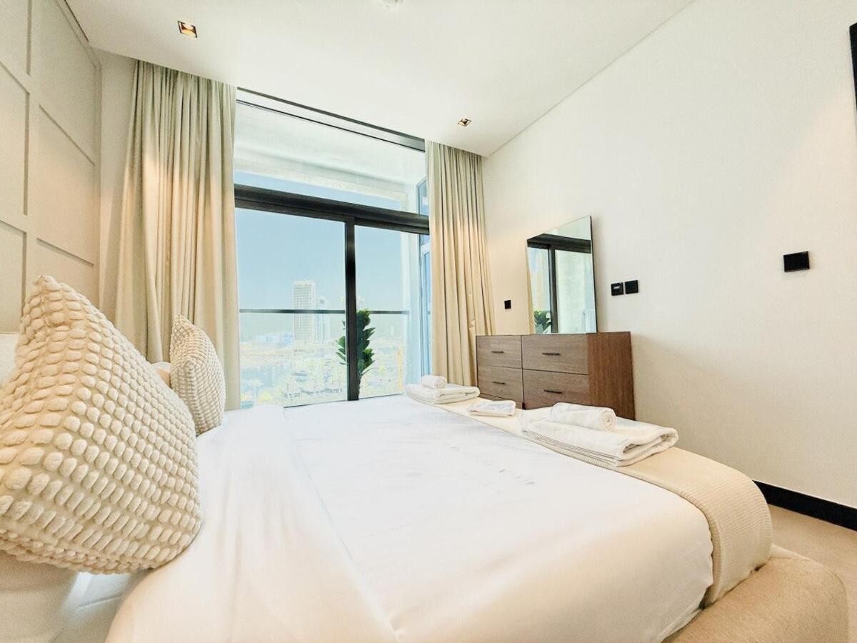 Apartment Vserve - 1 Bedroom Escape With Views & Canal Vibes *