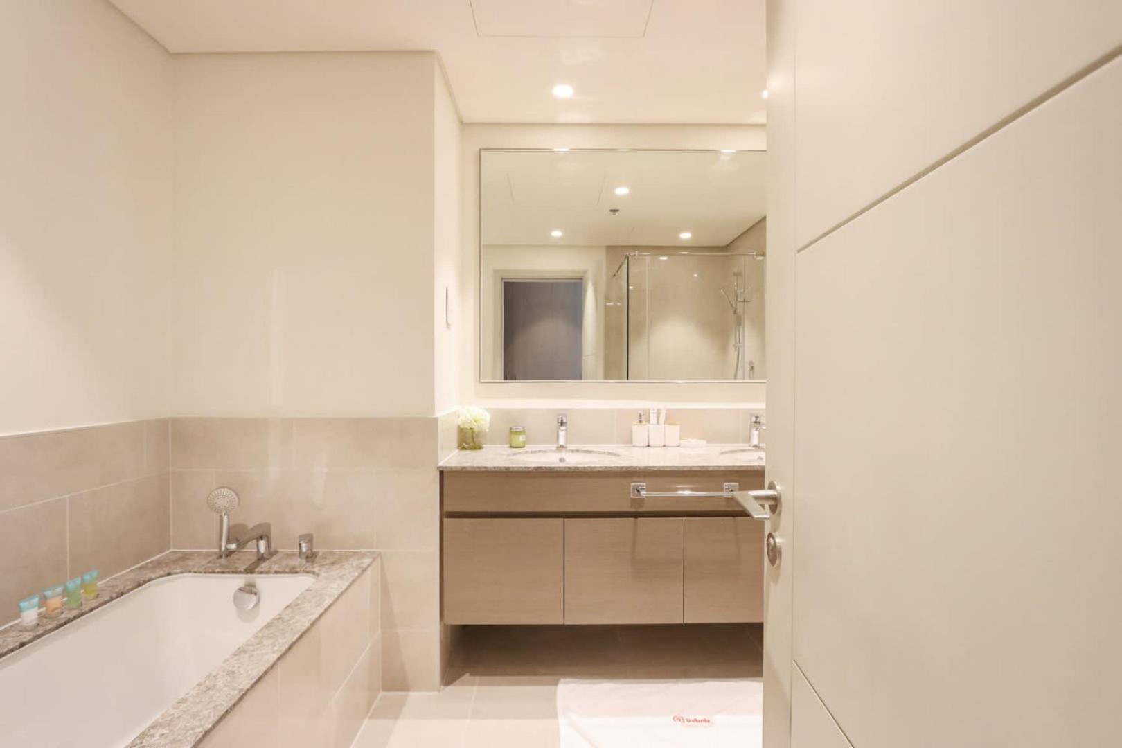 Livbnb-upgraded 3b Maid's, Opera District View Apartment