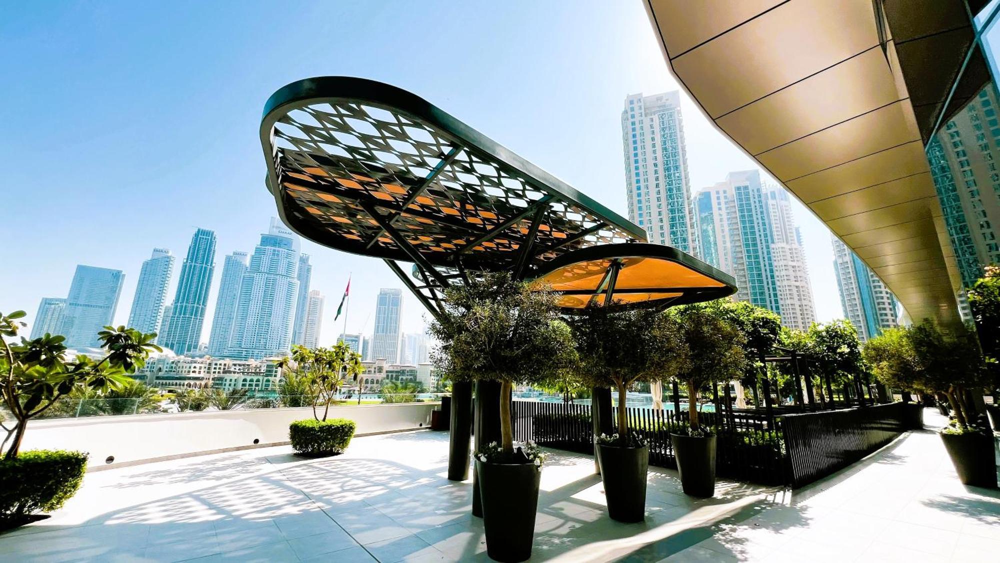 Upscale 2br With Burj Khalifa View - Next To Opera And Near Mall * Dubai