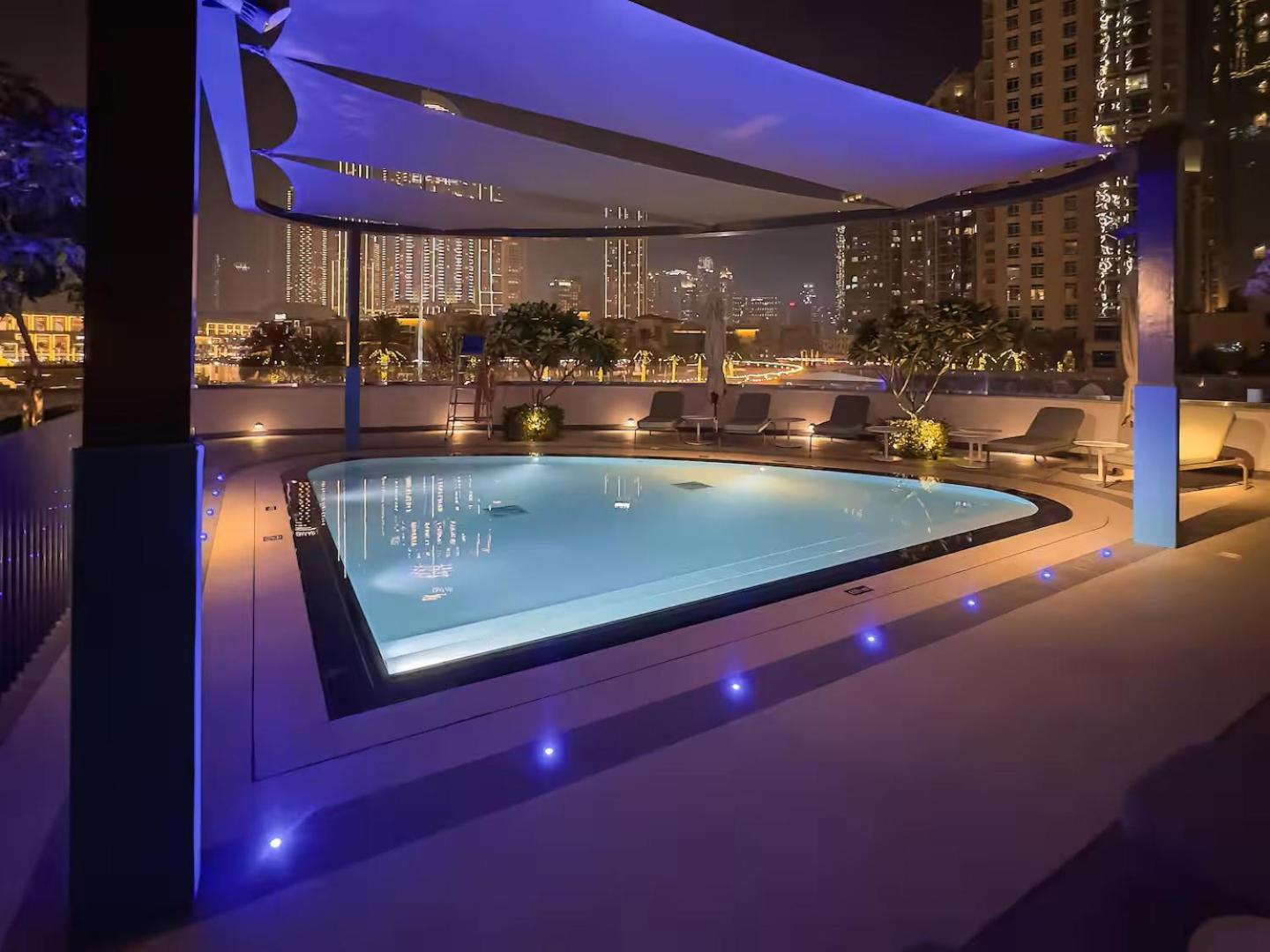 Upscale 2br With Burj Khalifa View - Next To Opera And Near Mall *