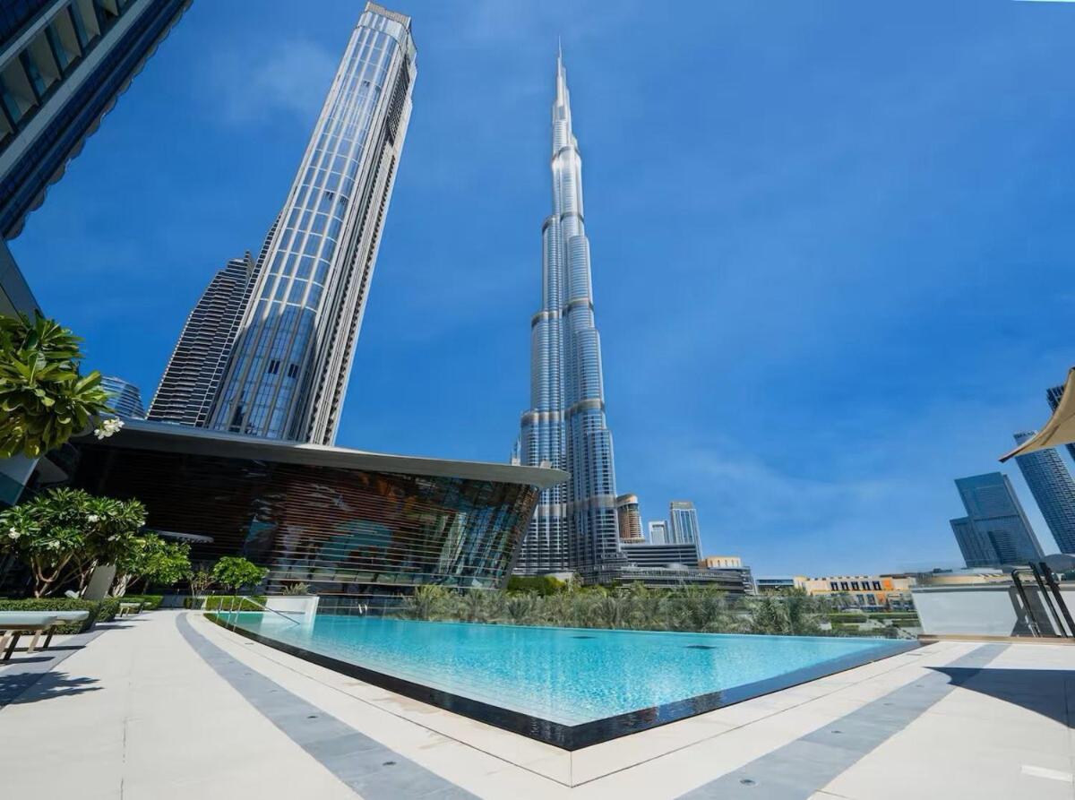 Apartment Upscale 2br With Burj Khalifa View - Next To Opera And Near Mall