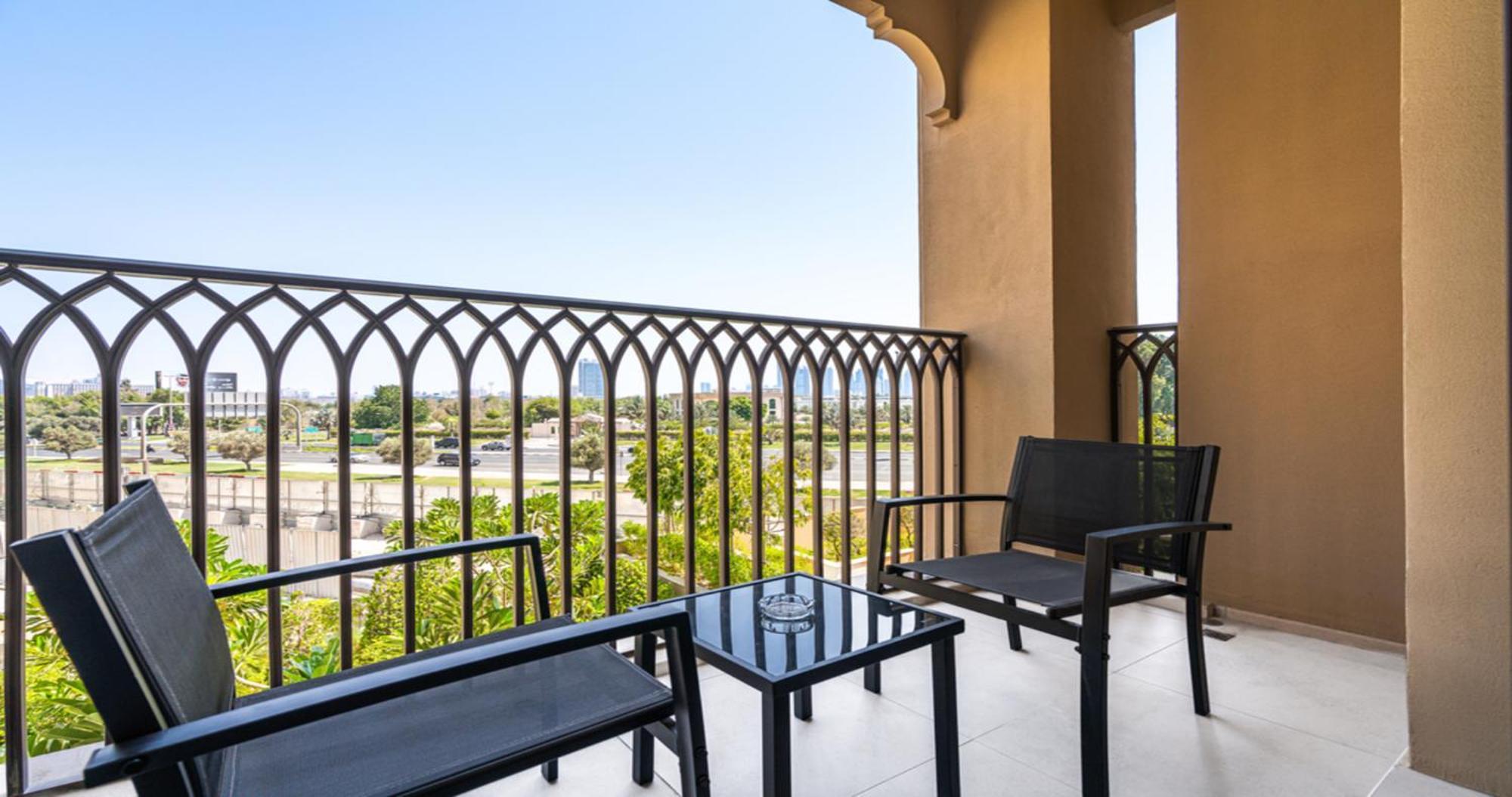 Modern Living -near Madinat Jumeirah Living -close To * Dubai
