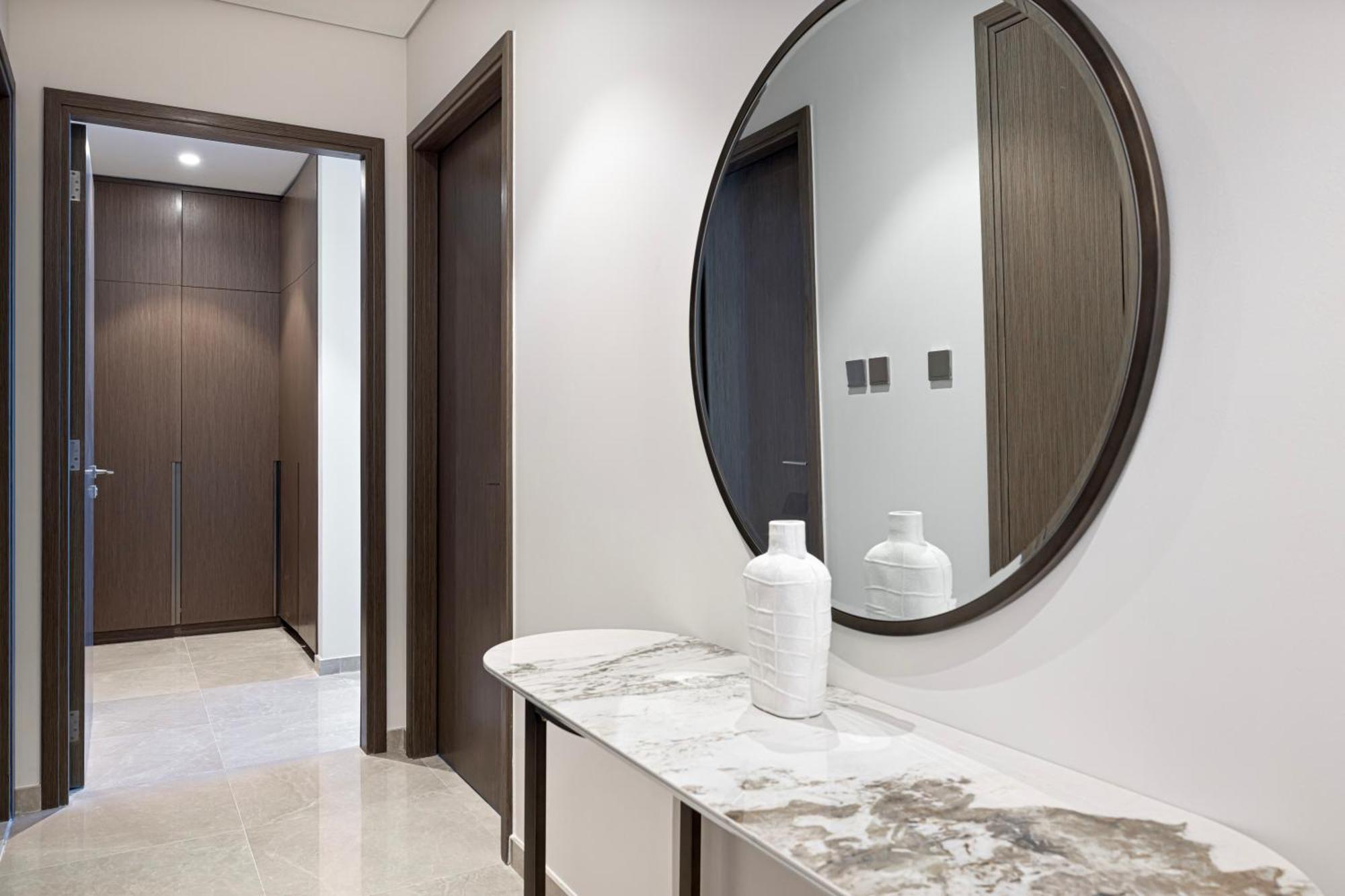 2br Burj & Fountain View 5 Mins To Mall Apartment Dubai