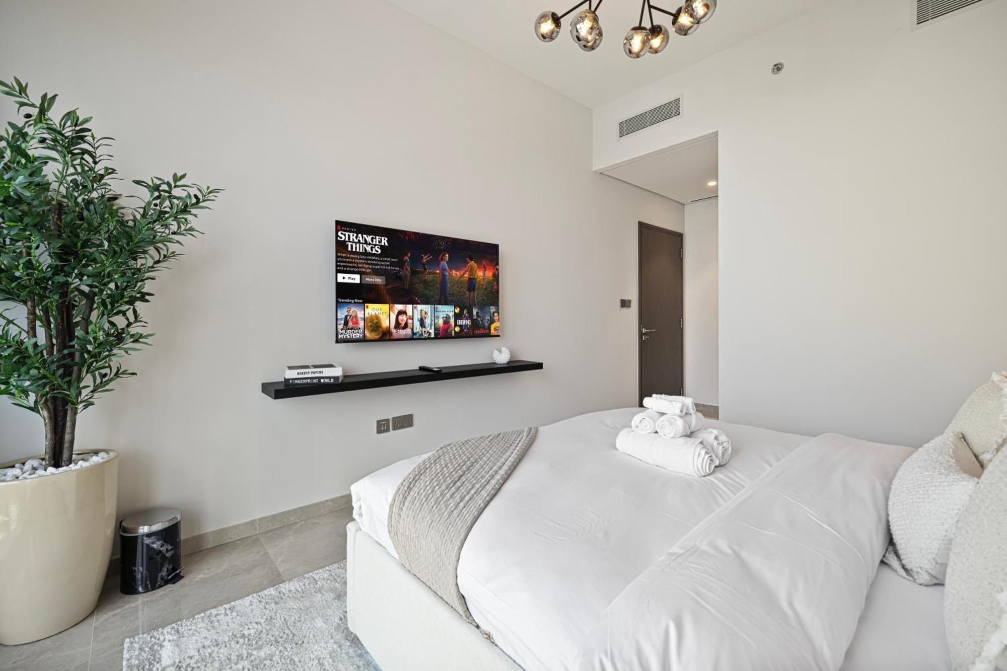 2br Burj & Fountain View 5 Mins To Mall Apartment