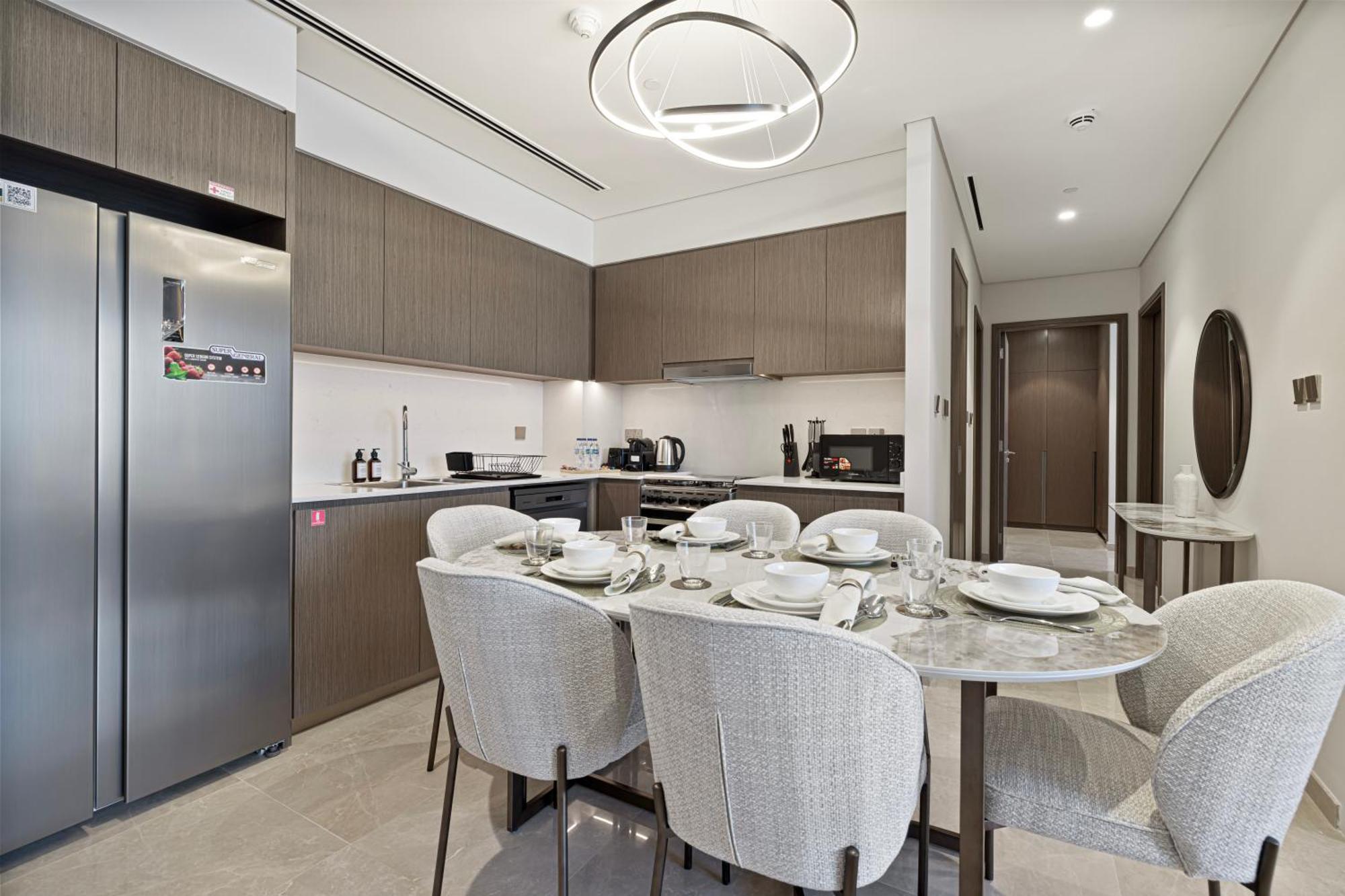 Apartment 2br Burj & Fountain View 5 Mins To Mall