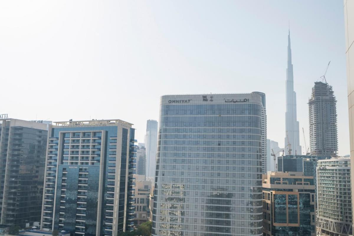 Apartment 5 Star 2br W & Infinity Pool Full Canal & Burj Views *