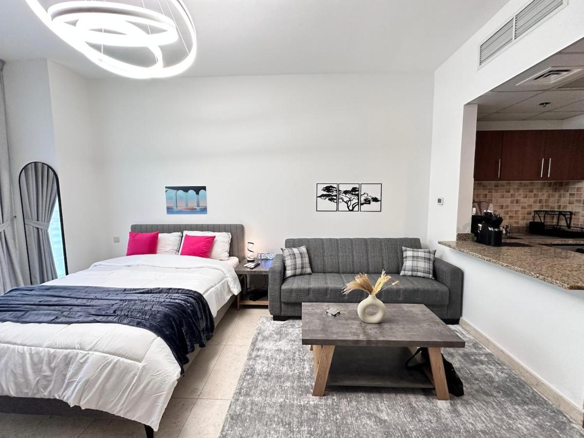 Enjoy Our Feel-home Dubai